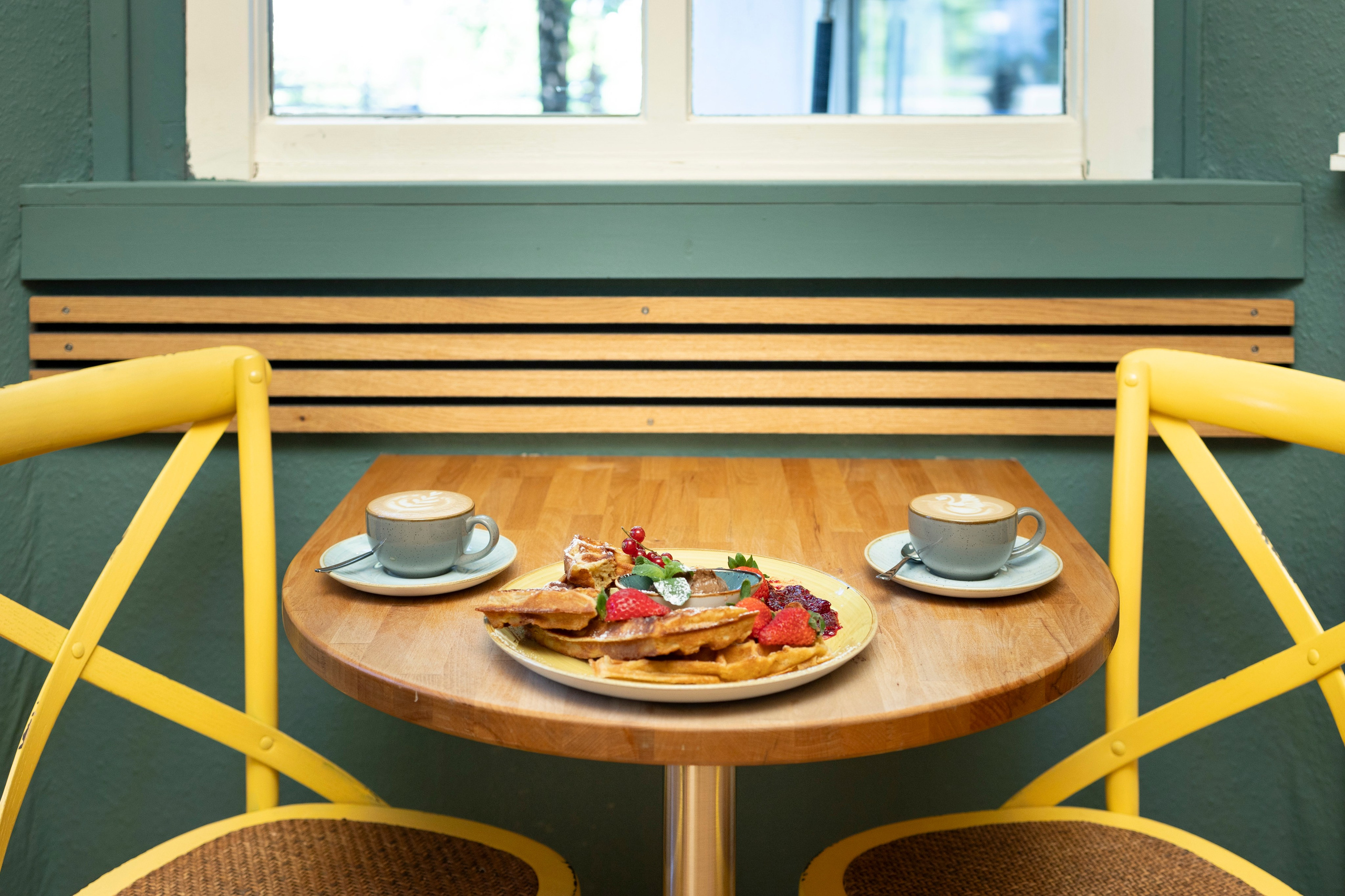 Cafe. Photographer in Munich