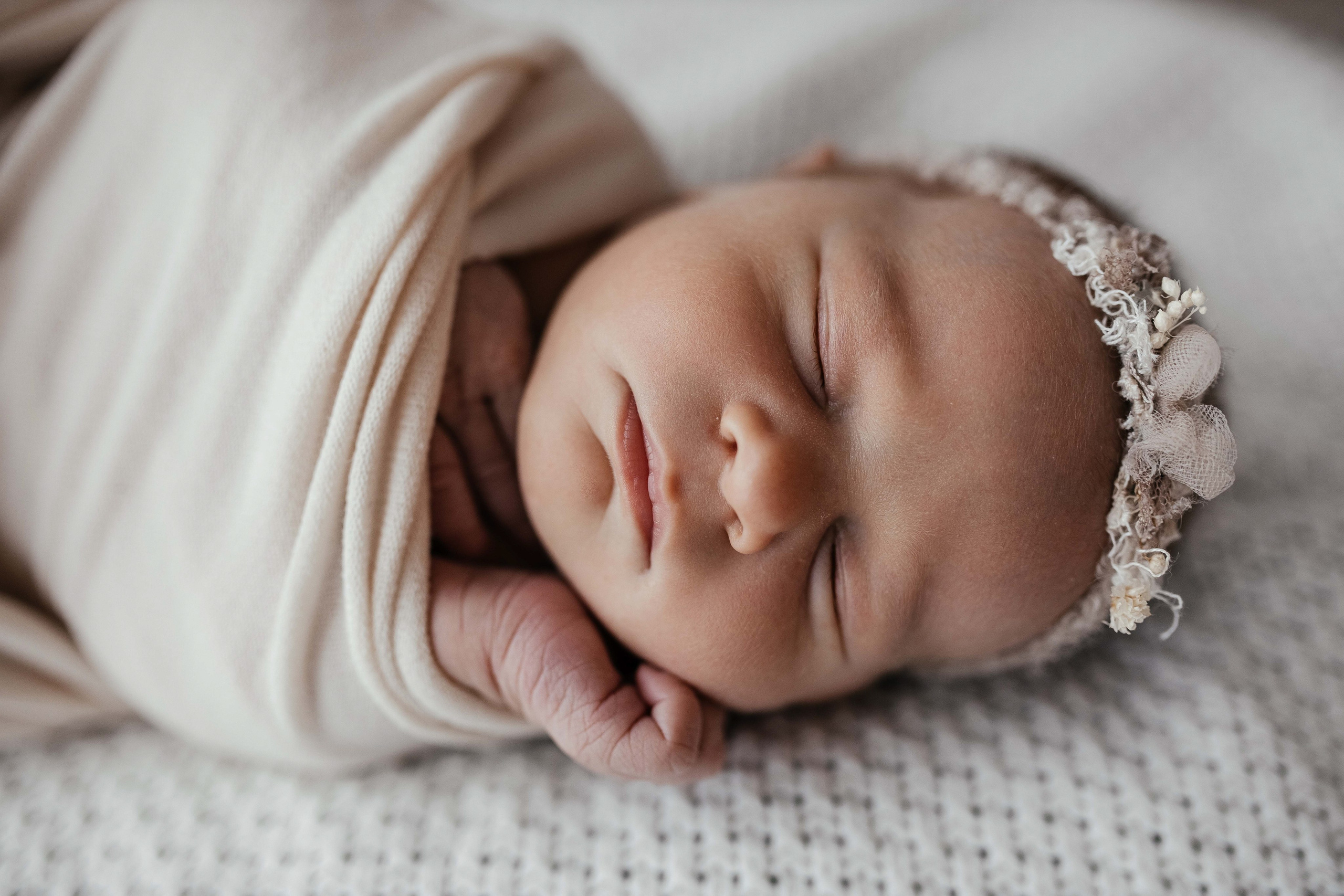 Newborn (Homestory). Wedding Photographer