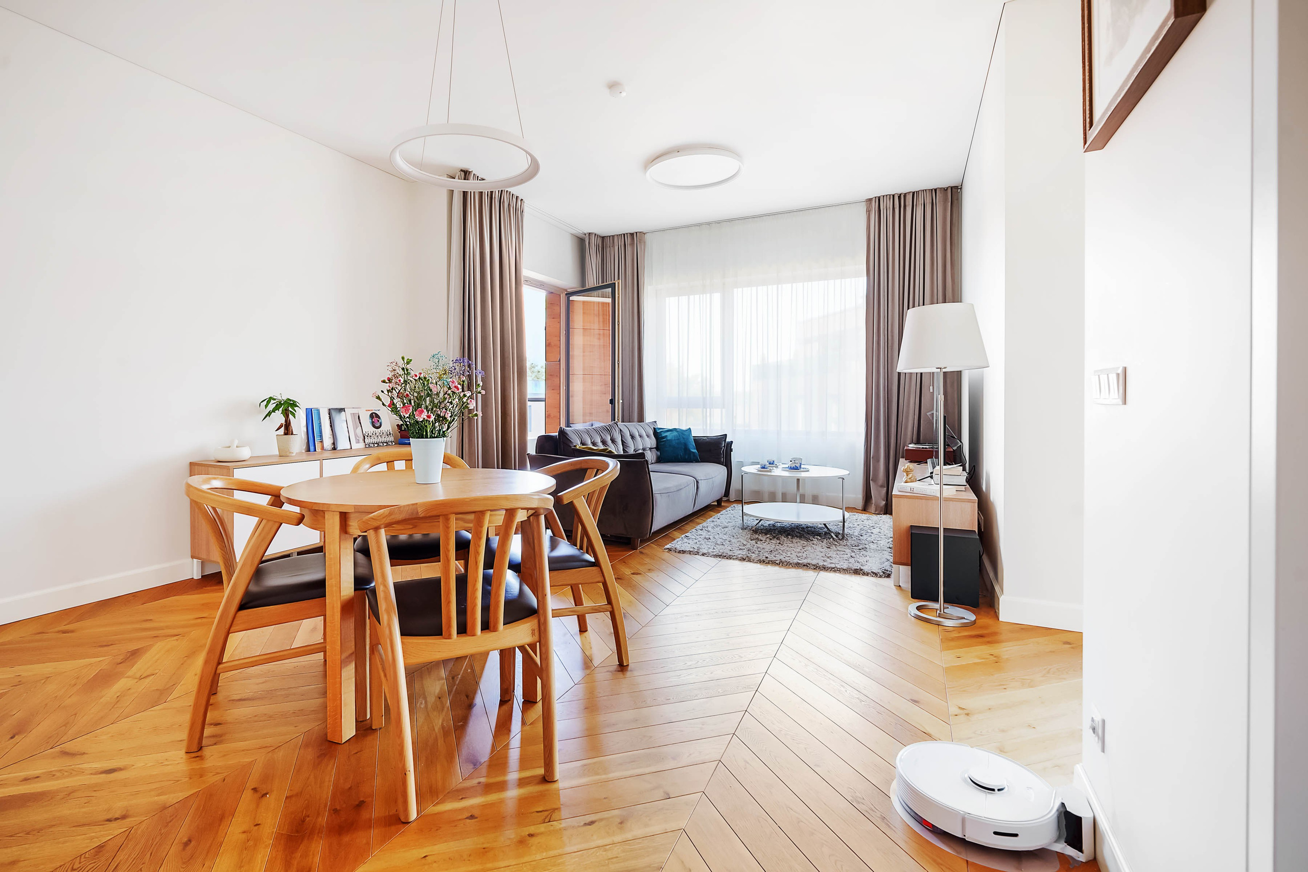 Zalakevičiaus g. 21. Elina Sapiega fotografė Vilniuje