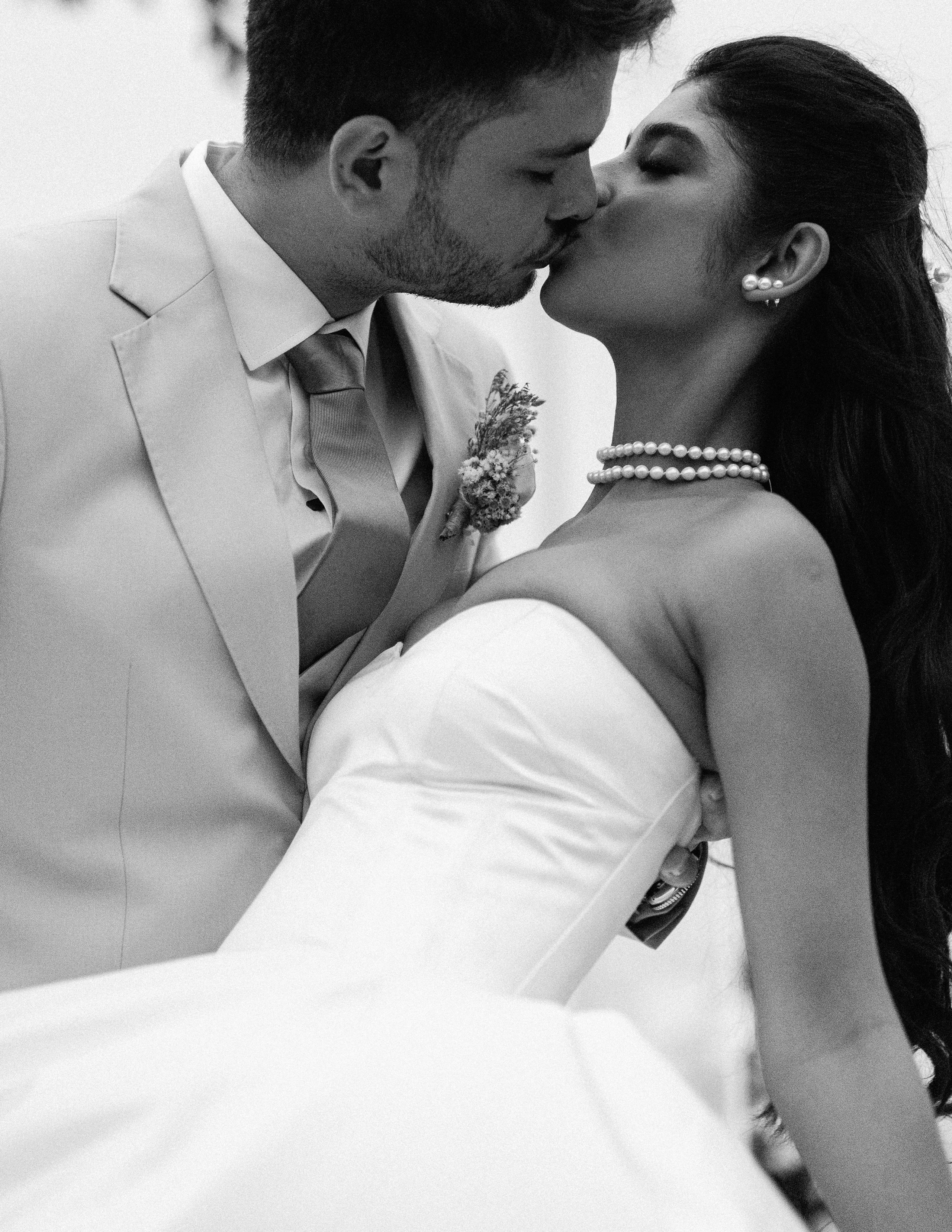 Not a Usual English Wedding!. Fine art Wedding Photographers in India & Canada