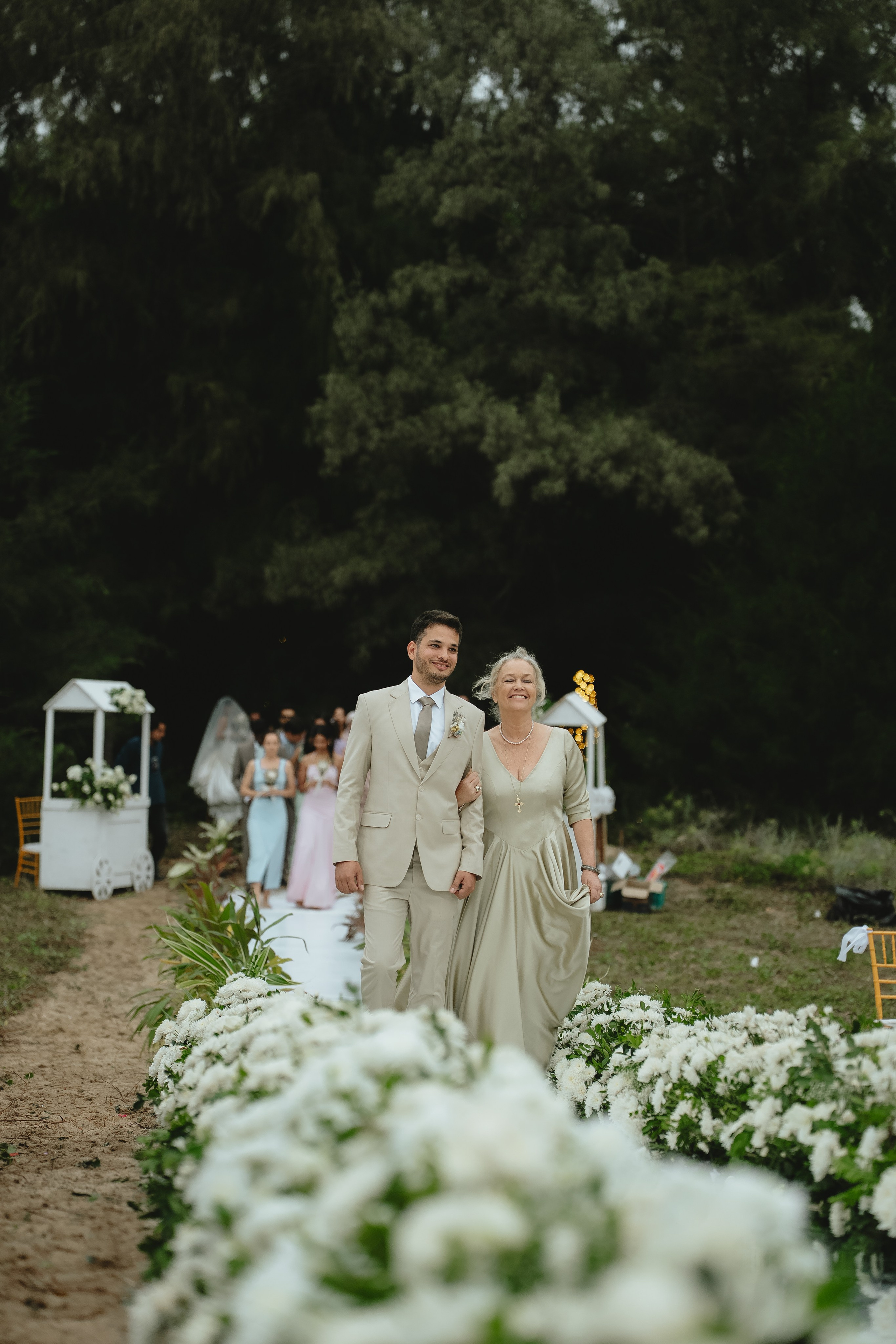 Not a Usual English Wedding!. Fine art Wedding Photographers in India & Canada