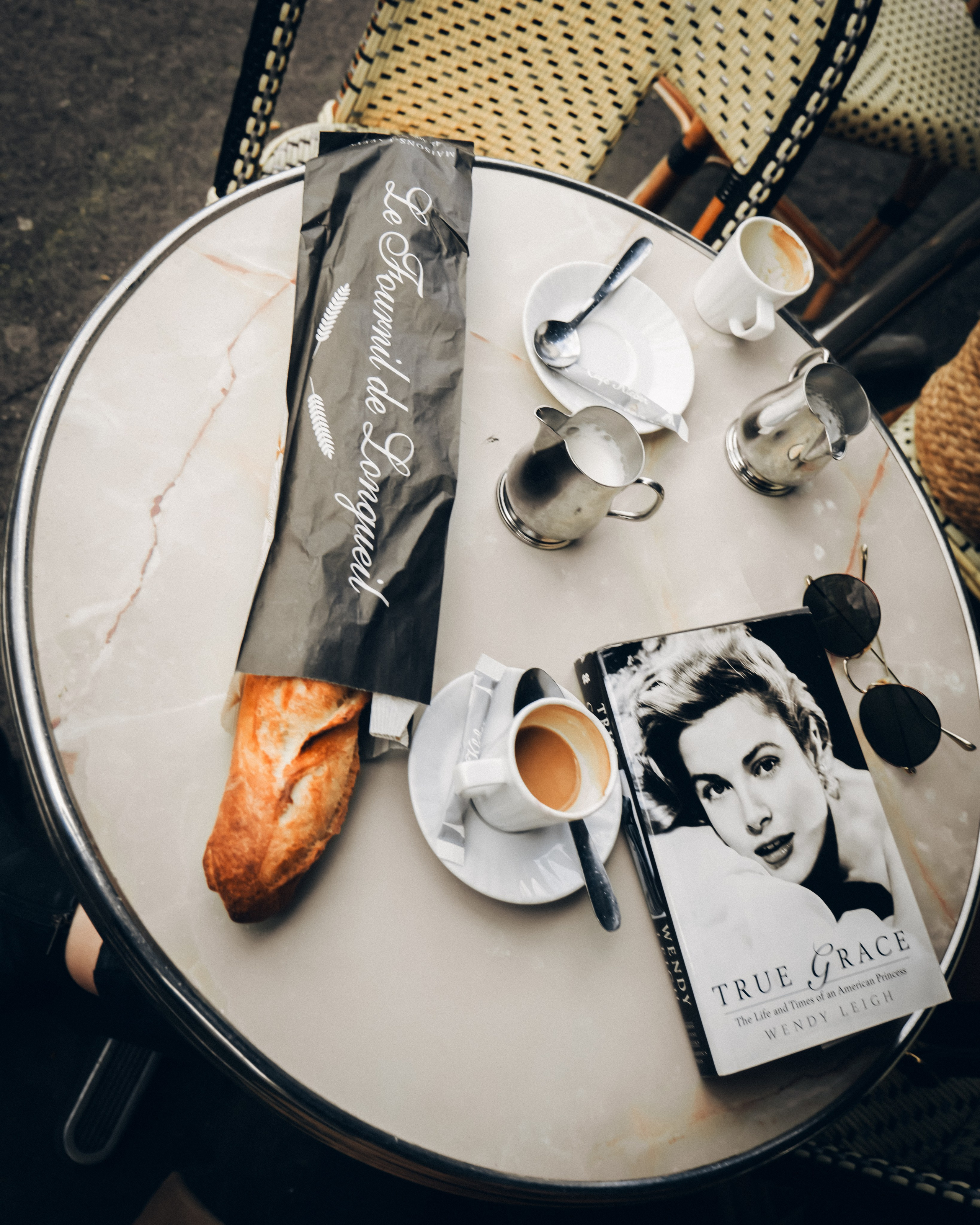 Katerina: Eiffel Tour & terrace in Paris. Photographer in Paris Marina Chaput