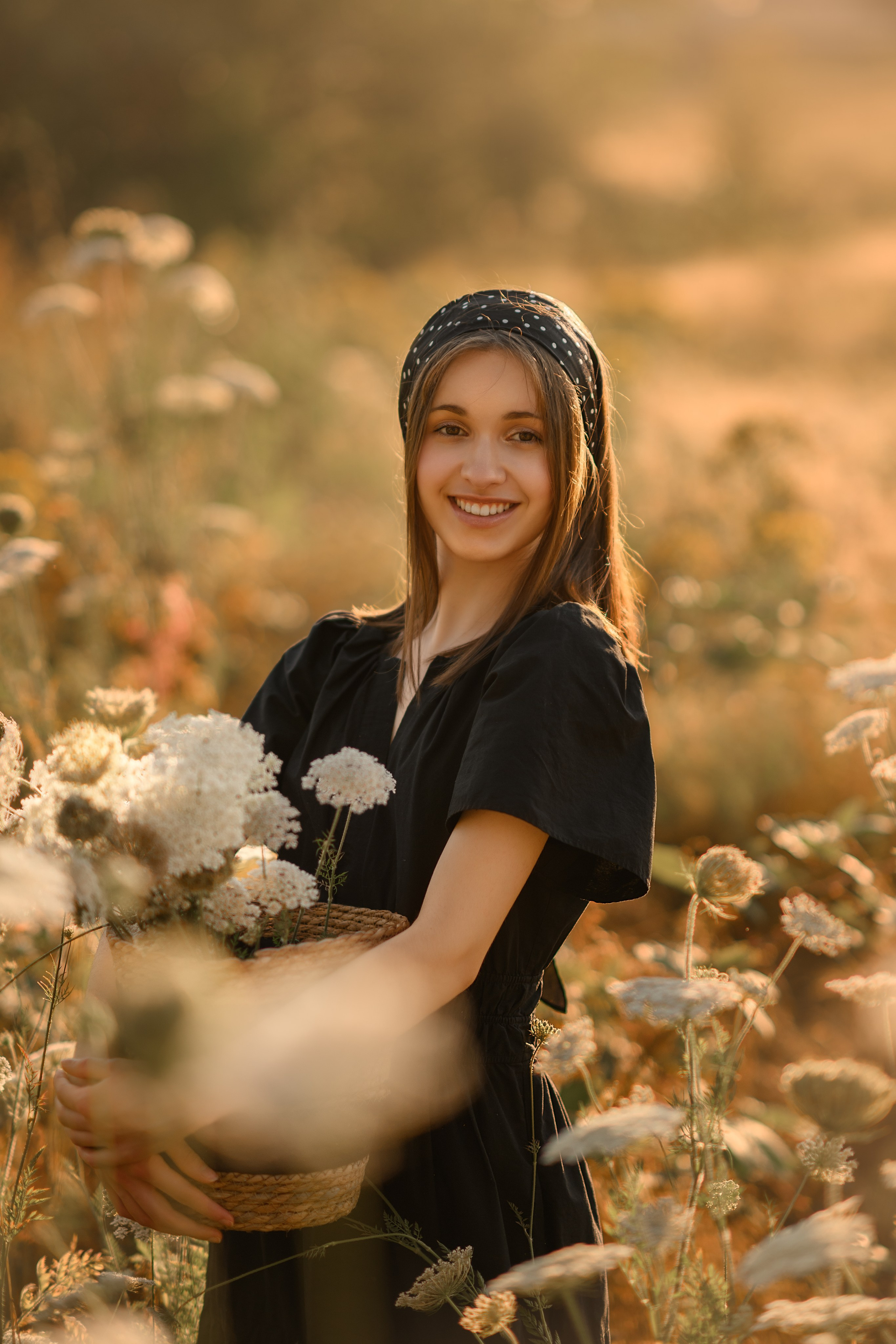 Meadow Light. Wedding & portrait photography in the Seattle Area. Helen Michelle photographer