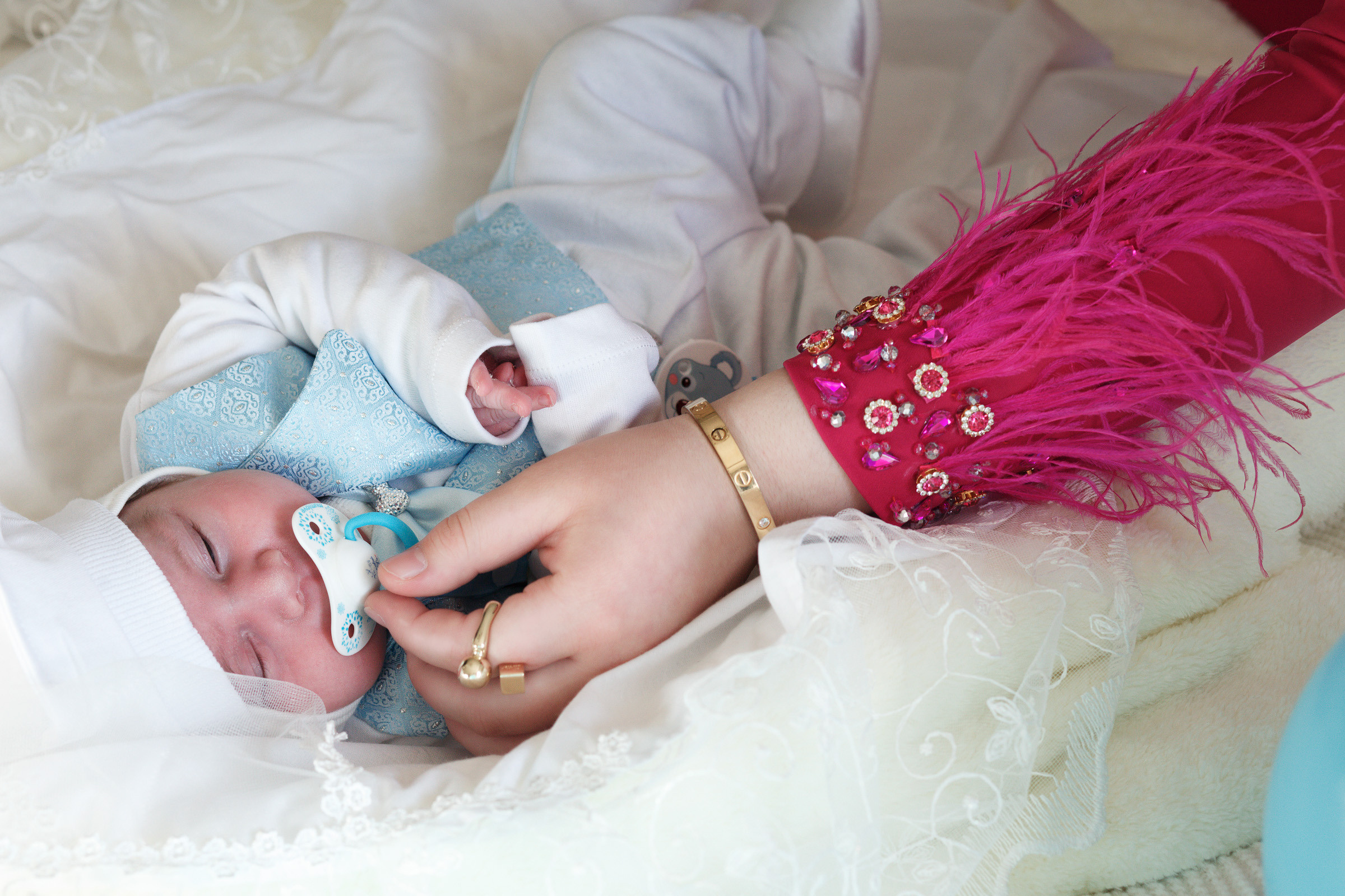 Выписка из роддома в Ташкенте, Узбекистан