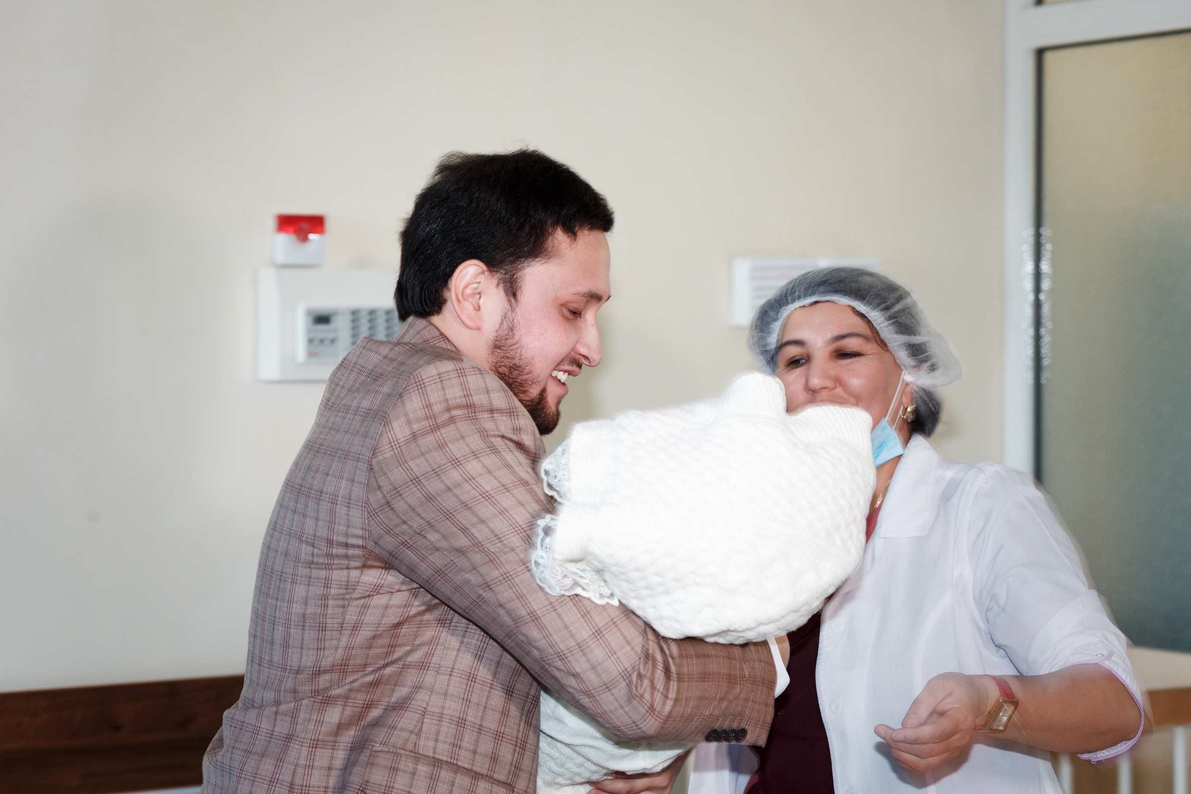 Выписка из роддома в Ташкенте, Узбекистан