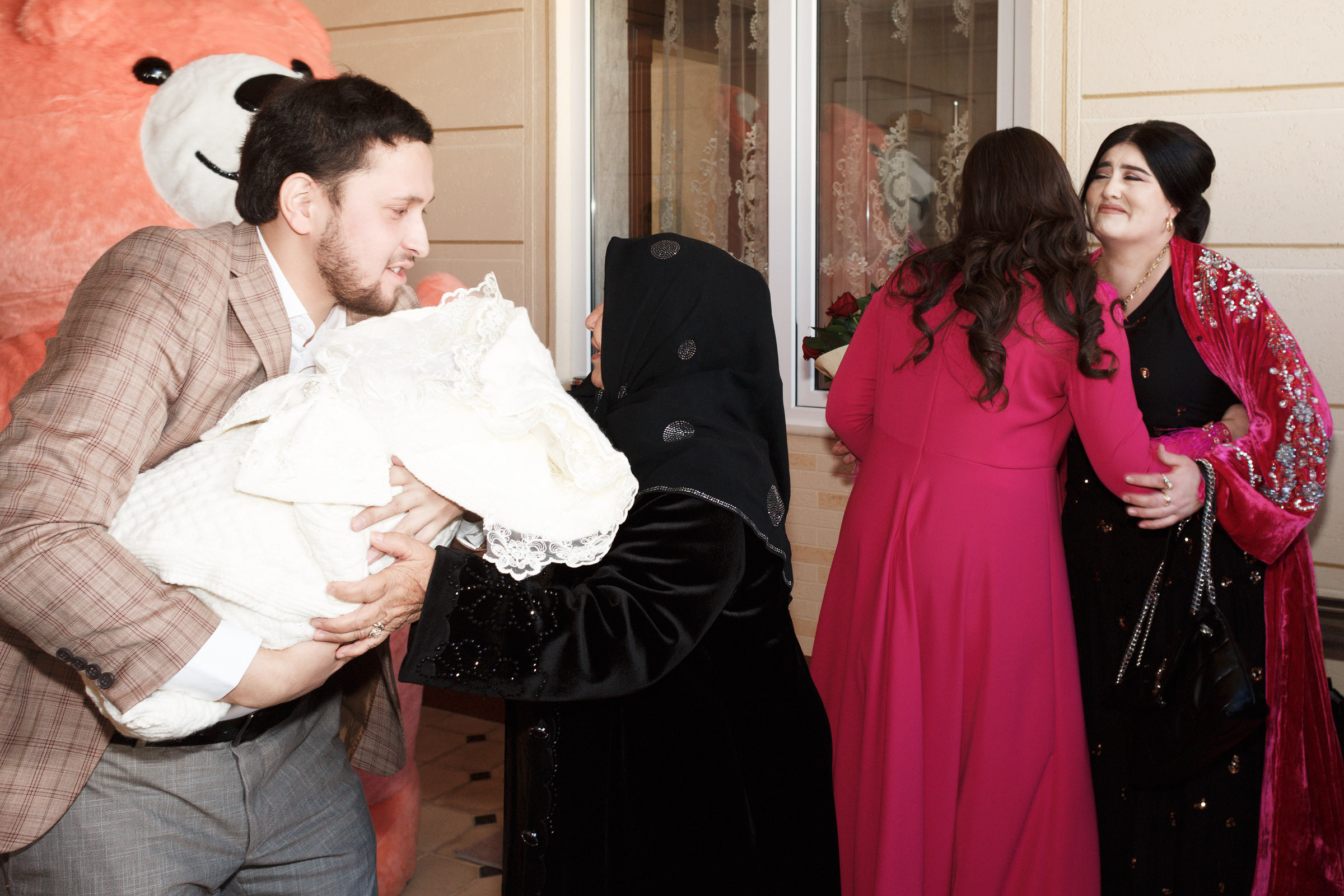 Выписка из роддома в Ташкенте, Узбекистан