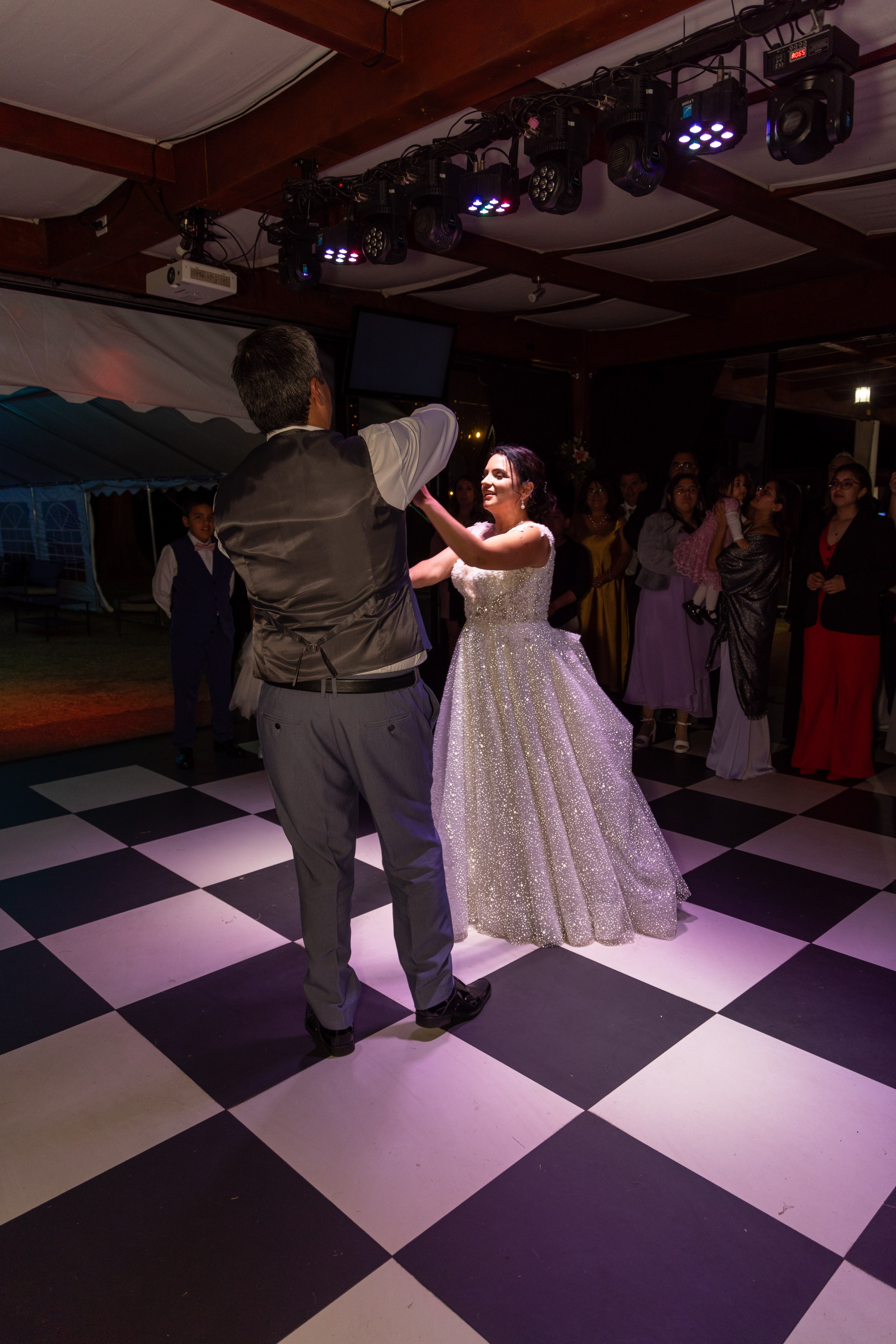 Katherin y Daniel. Dinka & Emilio - El arte de preservar lo que no se repite