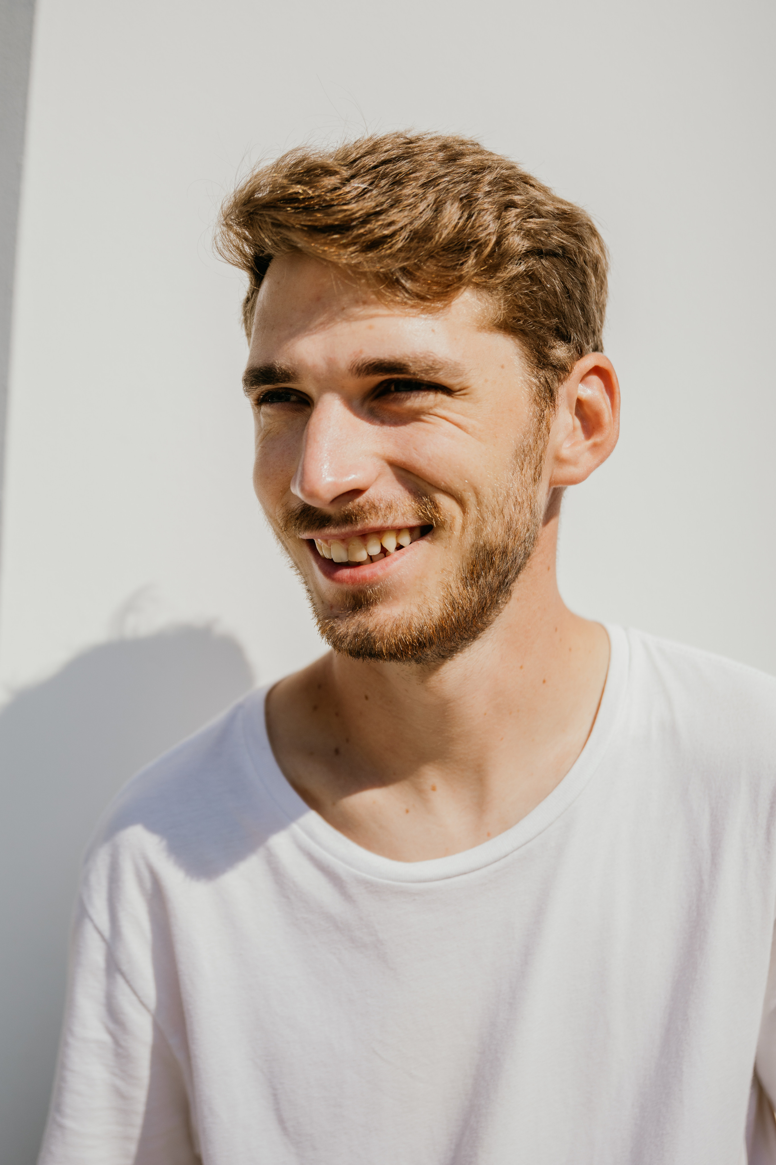 Sasha. Photographer in Barcelona capturing unique stories | Kate Chumak