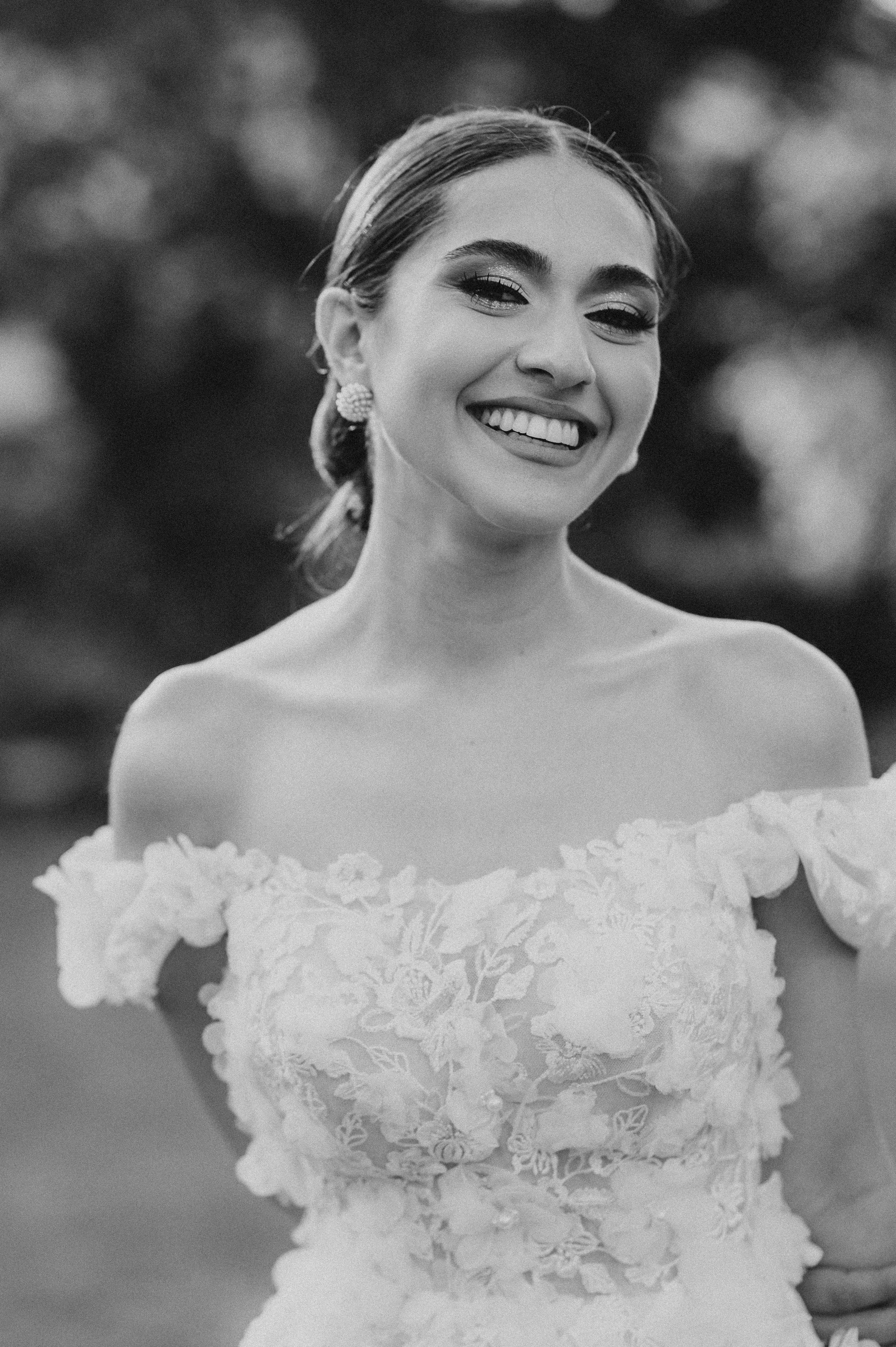 Nunta la Hotel Capitol Iasi. Proud Vision Weddings | Wedding Photography & Film — Servicii profesionale Foto Video Nunta Iasi