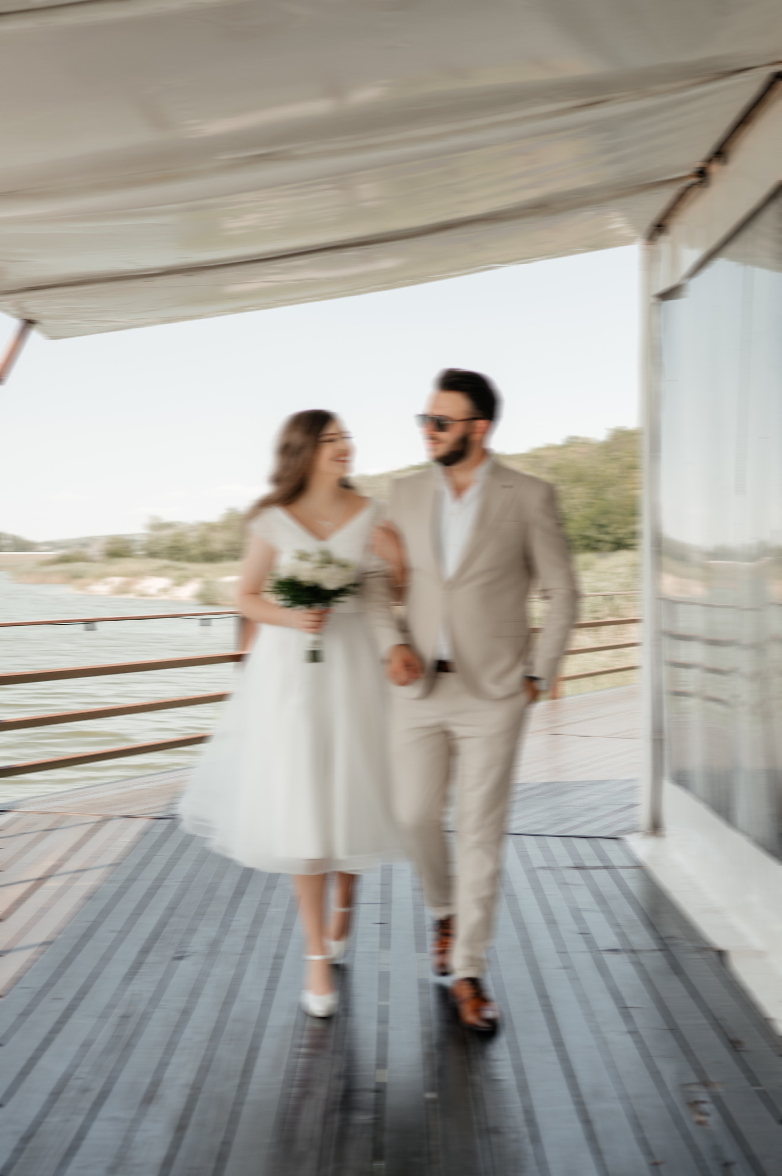 Cununie civila in aer liber si sedinta foto de cuplu. Proud Vision Weddings | Wedding Photography & Film — Servicii profesionale Foto Video Nunta Iasi