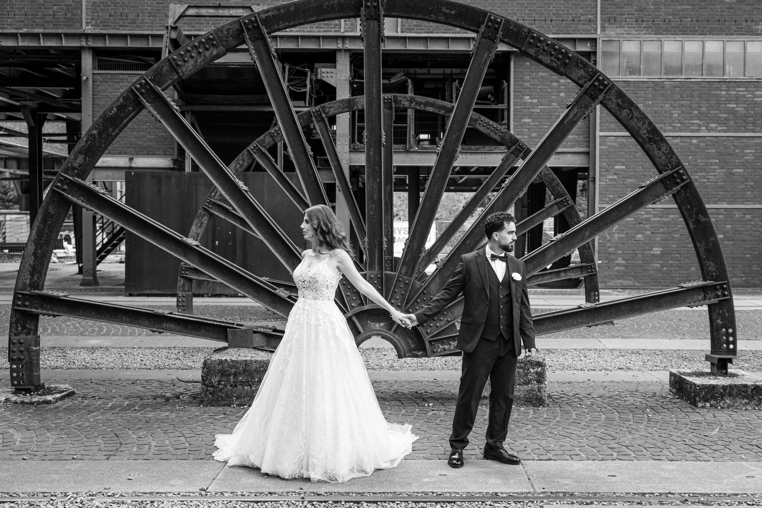 Hochzeit in Essen im Sommer – Natürliche Hochzeitsfotos & Emotionale Reportagen!. Hochzeitsfotografin in Gütersloh | Authentische Hochzeitsreportagen | TK Photographie
