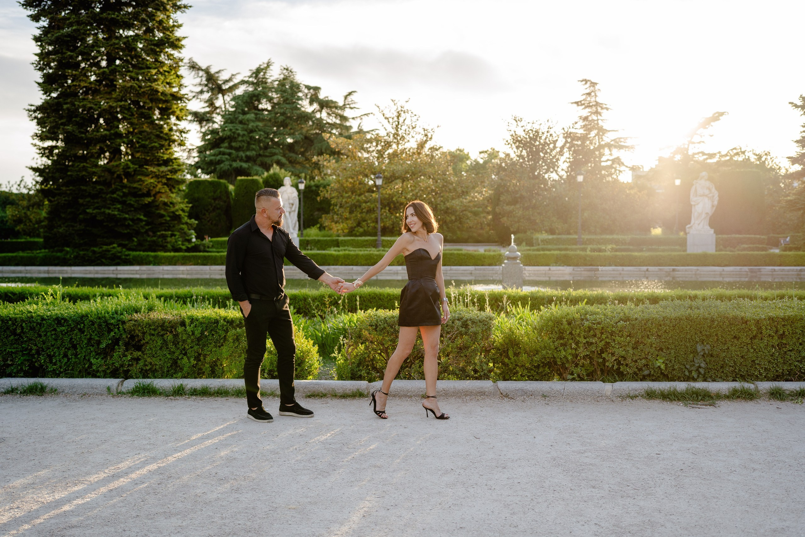 Romantic Couple Photoshoot in Madrid | Almudena Cathedral & Sabatini Gardens
