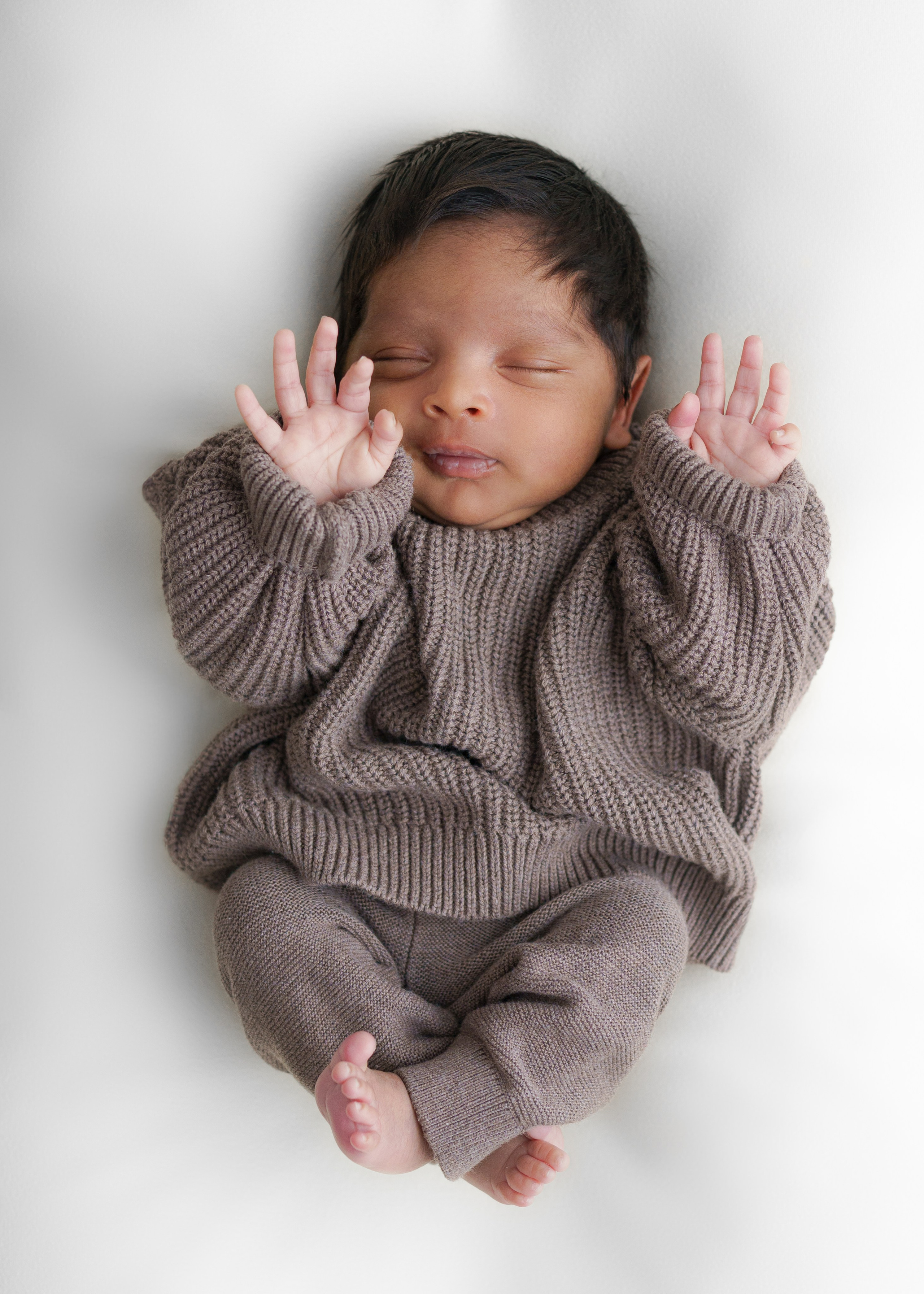 Newborn Studio. Katerina Sellitti - Newborn Fotografin aus Bern. Schweiz