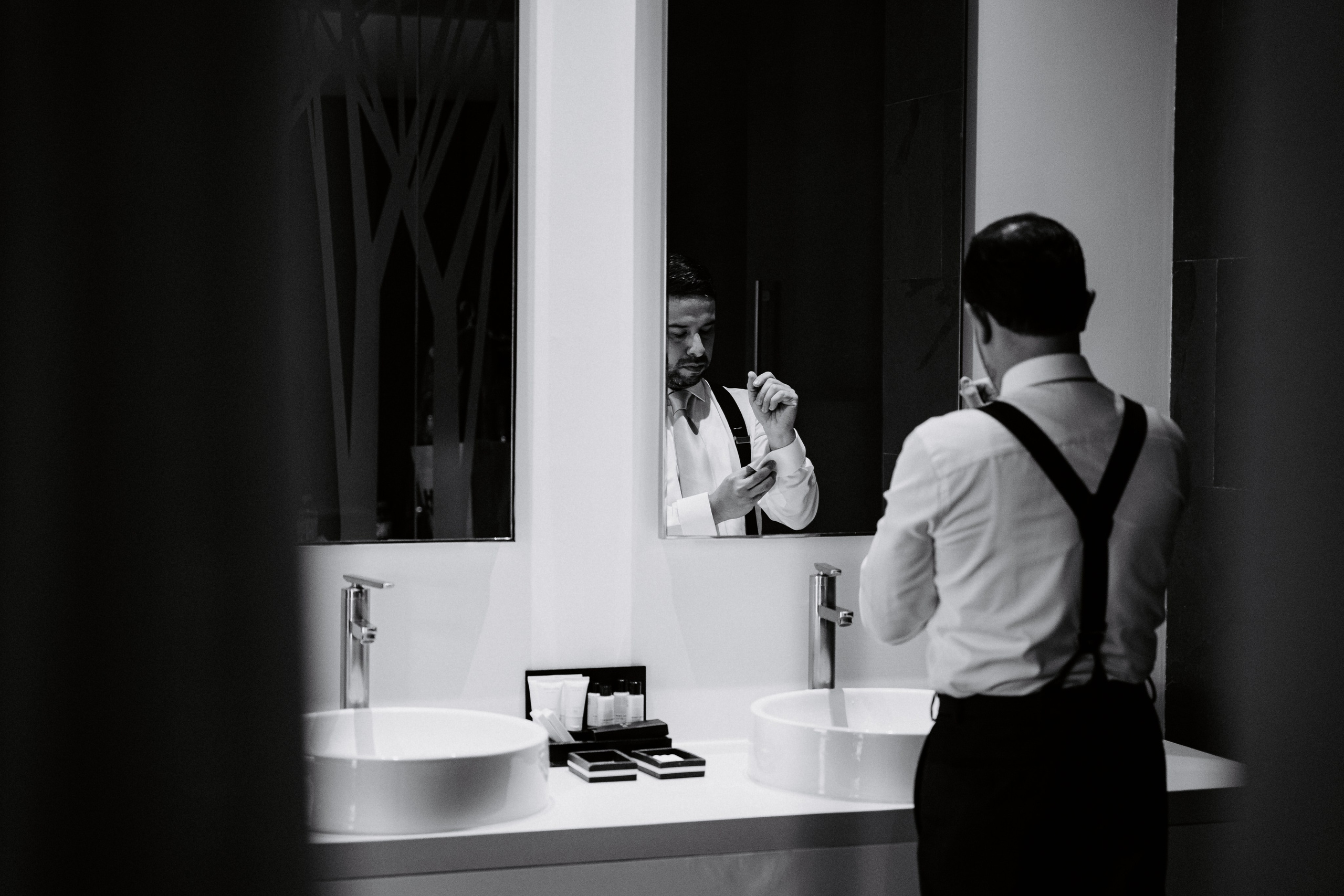 Perspectiva del novio. Fotógrafo de Bodas en Lima | Ronhy Altamirano. Fotografía narrativa y cinematográfica para bodas, quinceañeras y eventos exclusivos