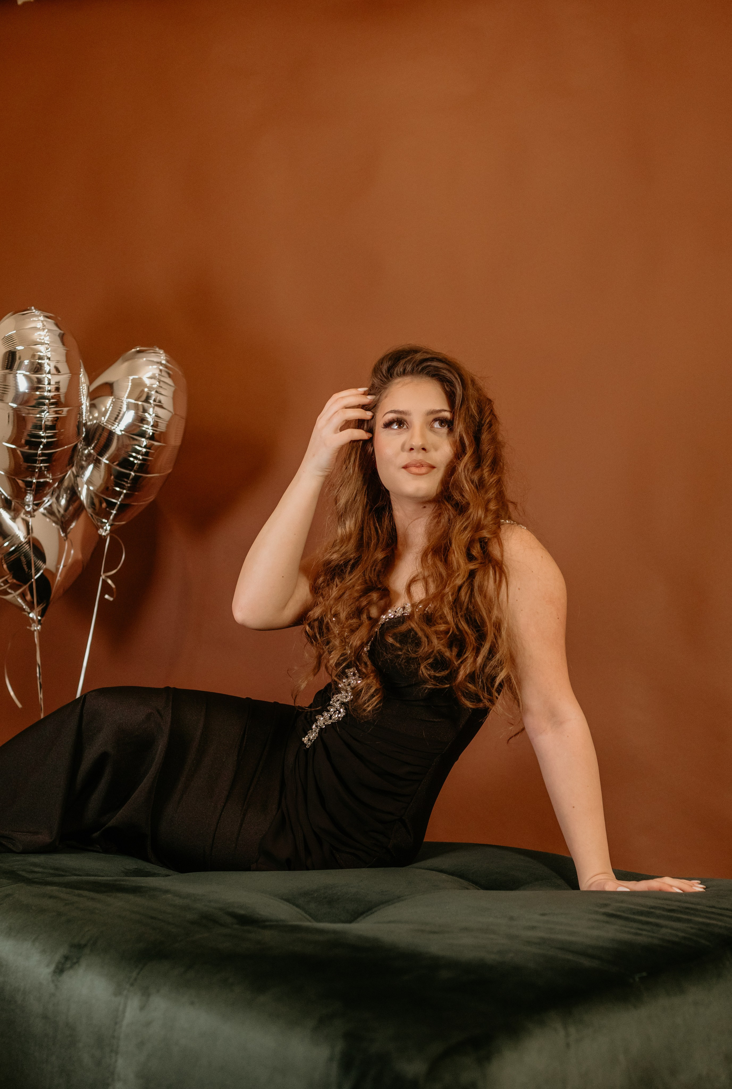 Beatrice. Wedding & couple photographer from Romania Rut Vetan