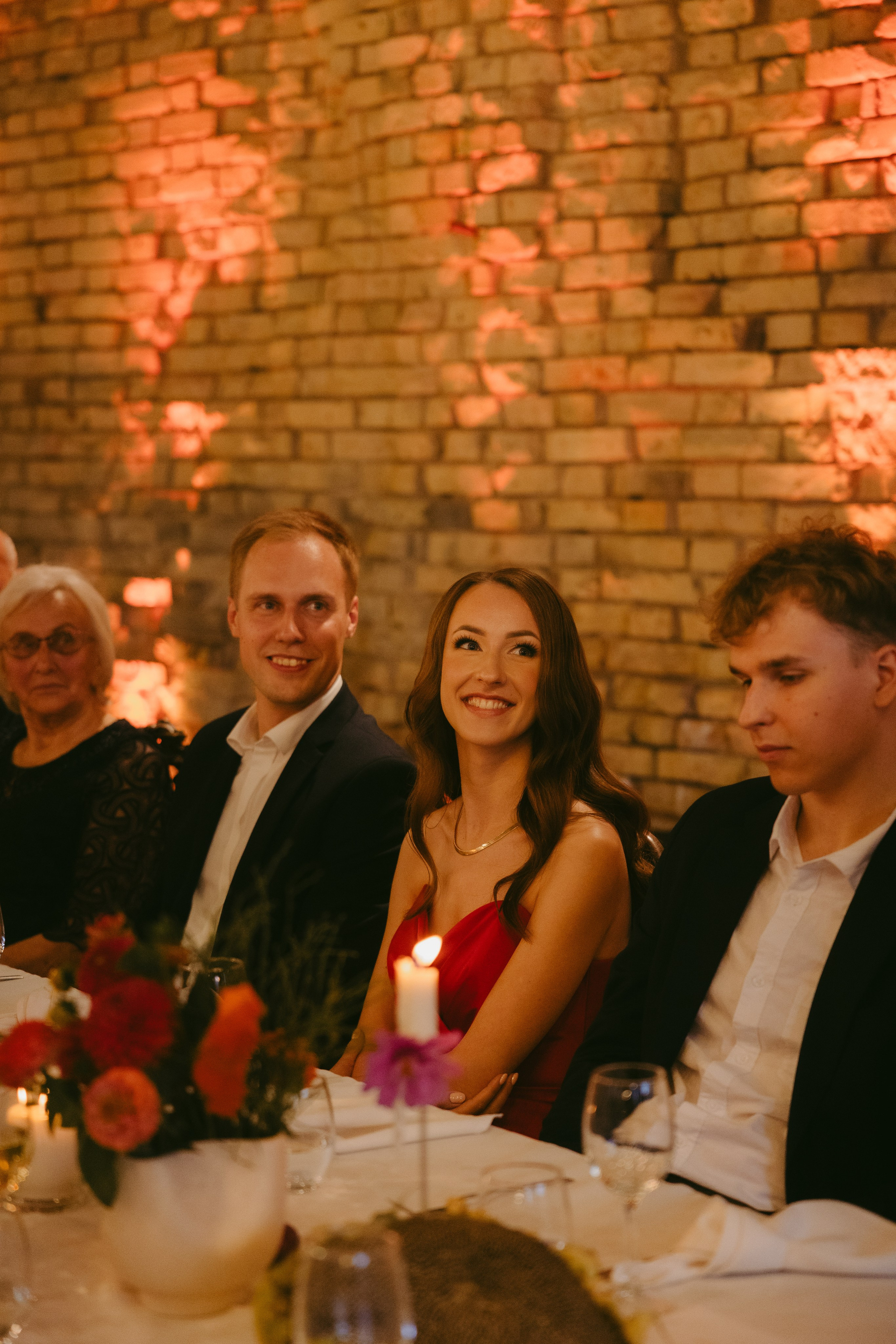 Miglė ir Mindaugas | 2024 | MIESTO VESTUVĖS. Vestuvių ir šeimų fotografė Lena Bondarenko / belove photo