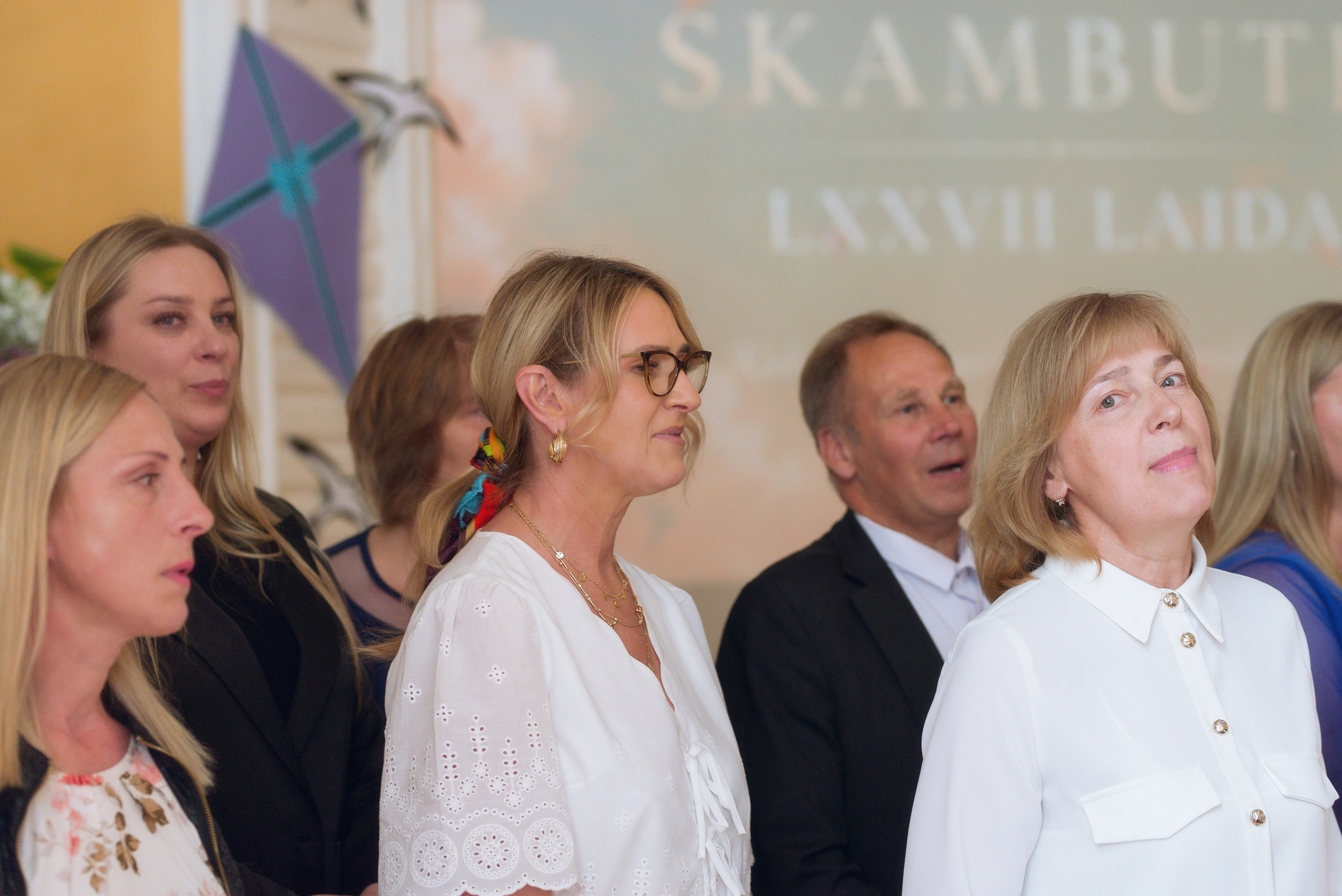 Paskutinis skambutis Joniškėlyje. Vestuvių fotografė Santa Jonuškė | Šiaulių apskritis, Panevėžio apskritis ir visa Lietuva