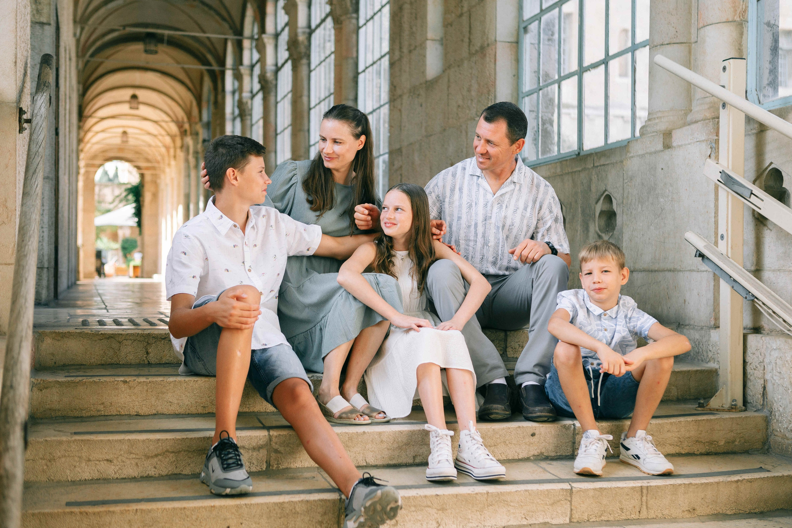 PHOTO SESSION WITH PARENTS. Https://shi-photo.com/