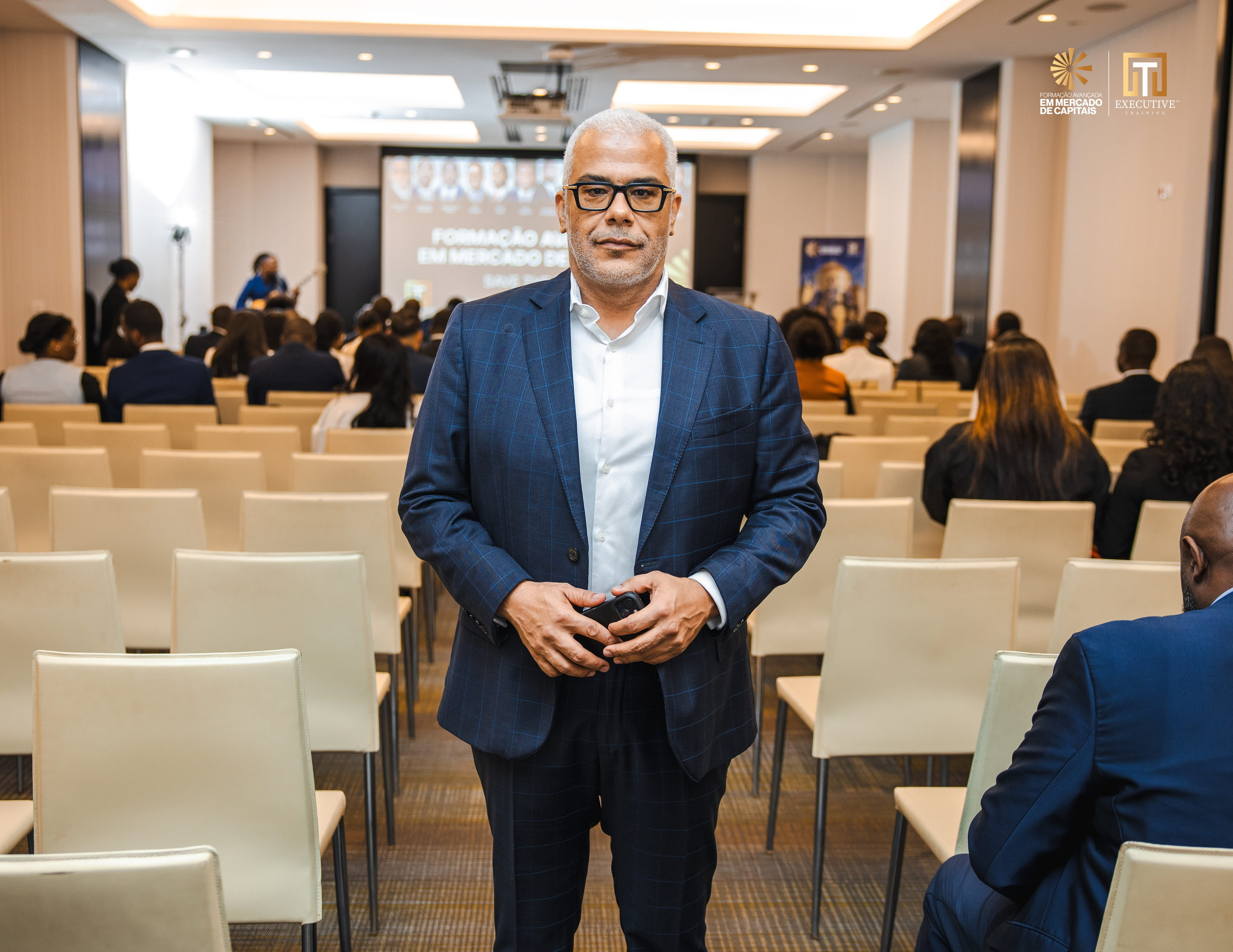 FORMAÇÃO AVANÇADA EM MERCADO DE CAPITAIS — ET. Doucomentários