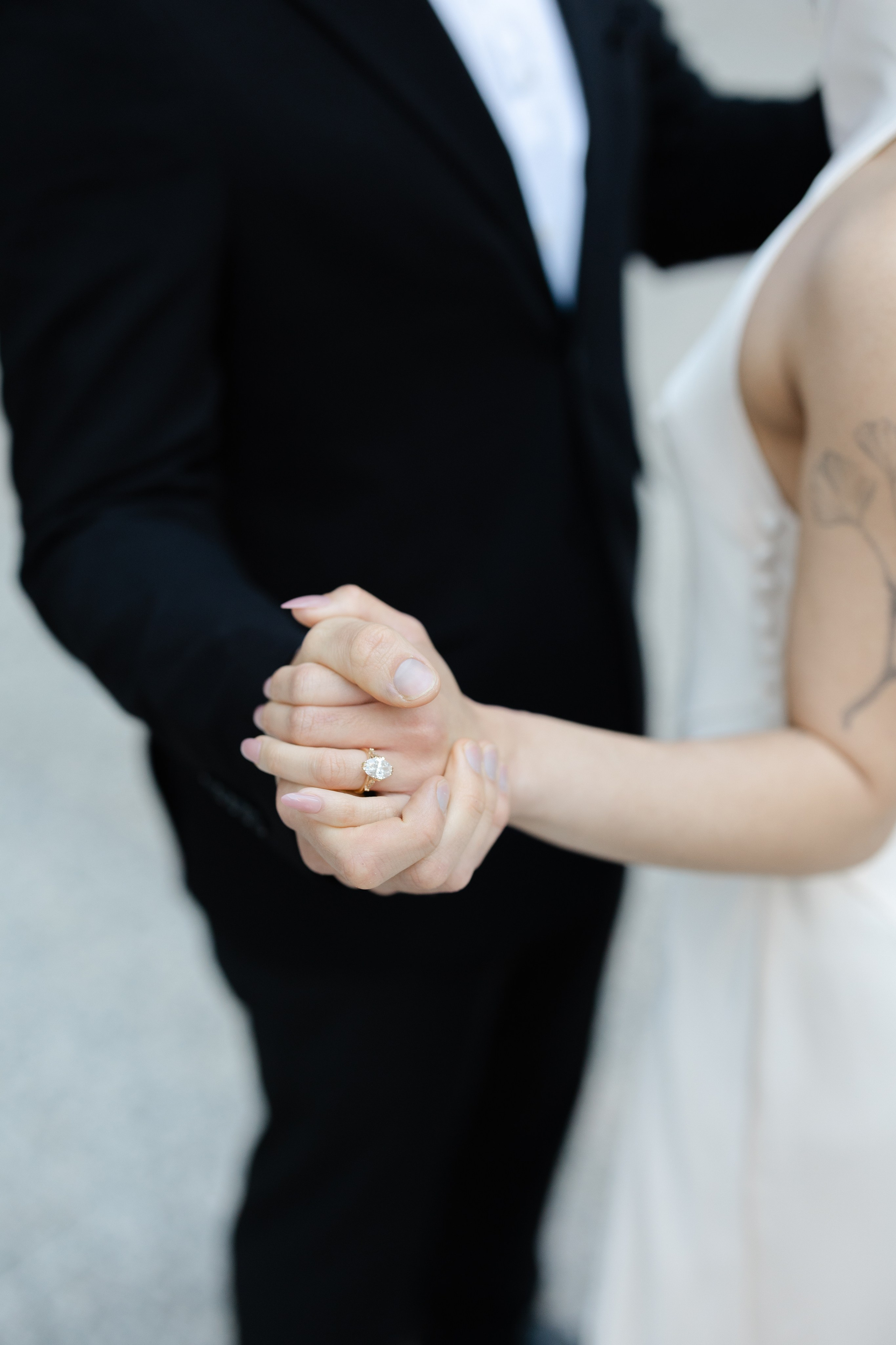 Engagement Session — Downtown Toronto. Anna Leb Photo