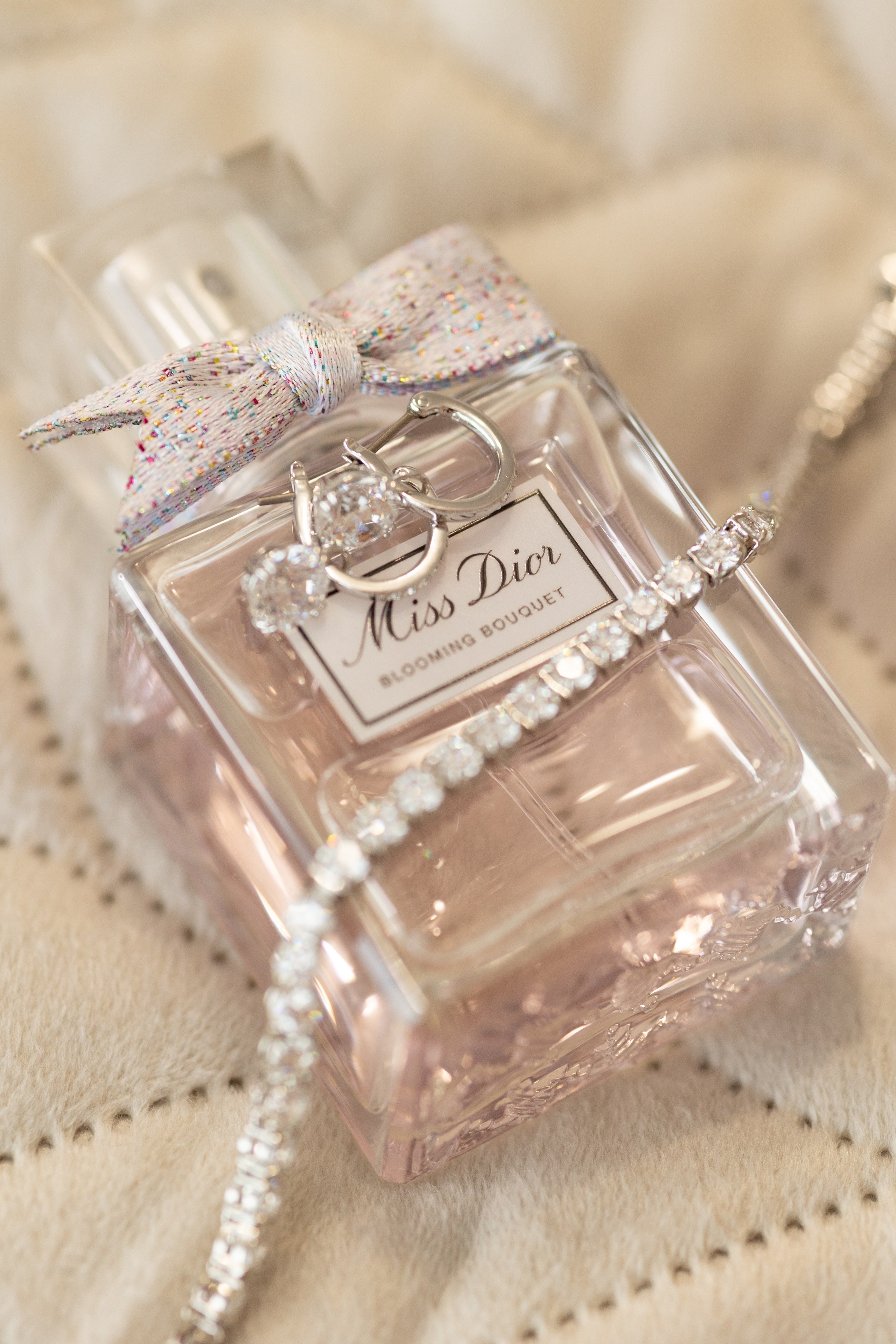 V & V. Portrait and Family Photographer in Netherlands