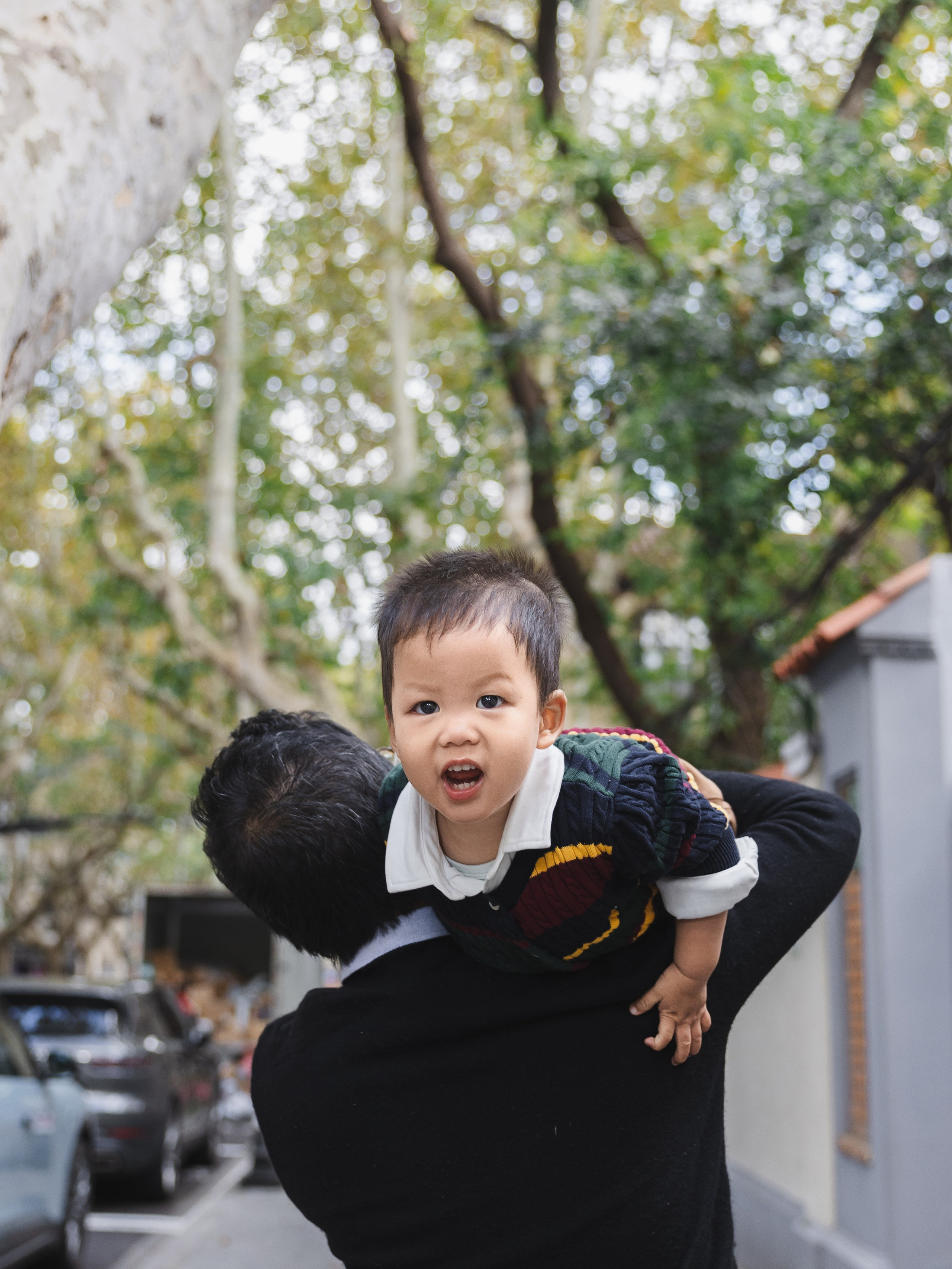 Family photograph in Shanghai. Shanghai Family Photographer Dora