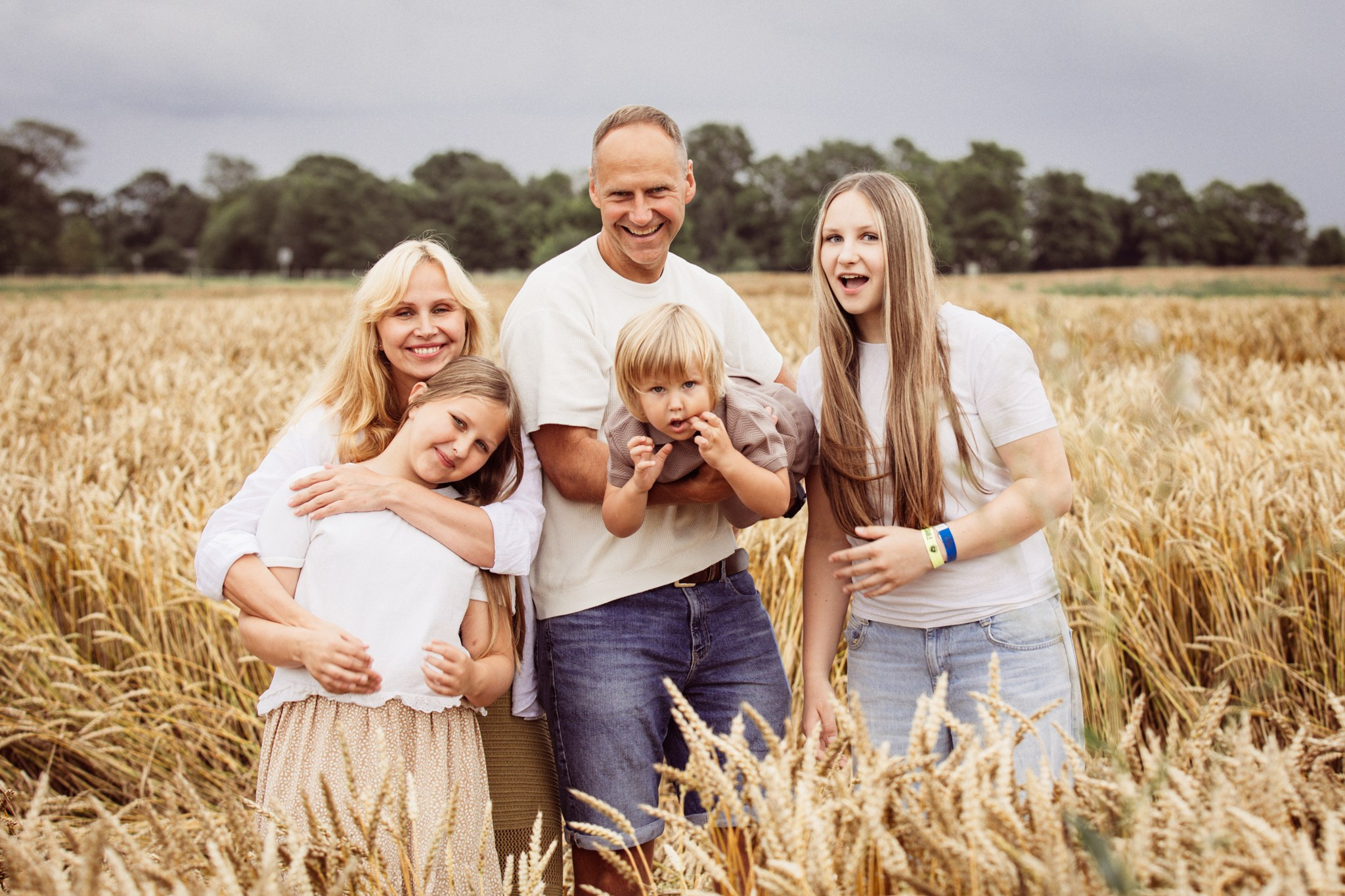 Ģimenes. Līga Baha. Fotogrāfs — individuālās, ģimeņu, pāru fotosesijas Liepājā, Latvijā