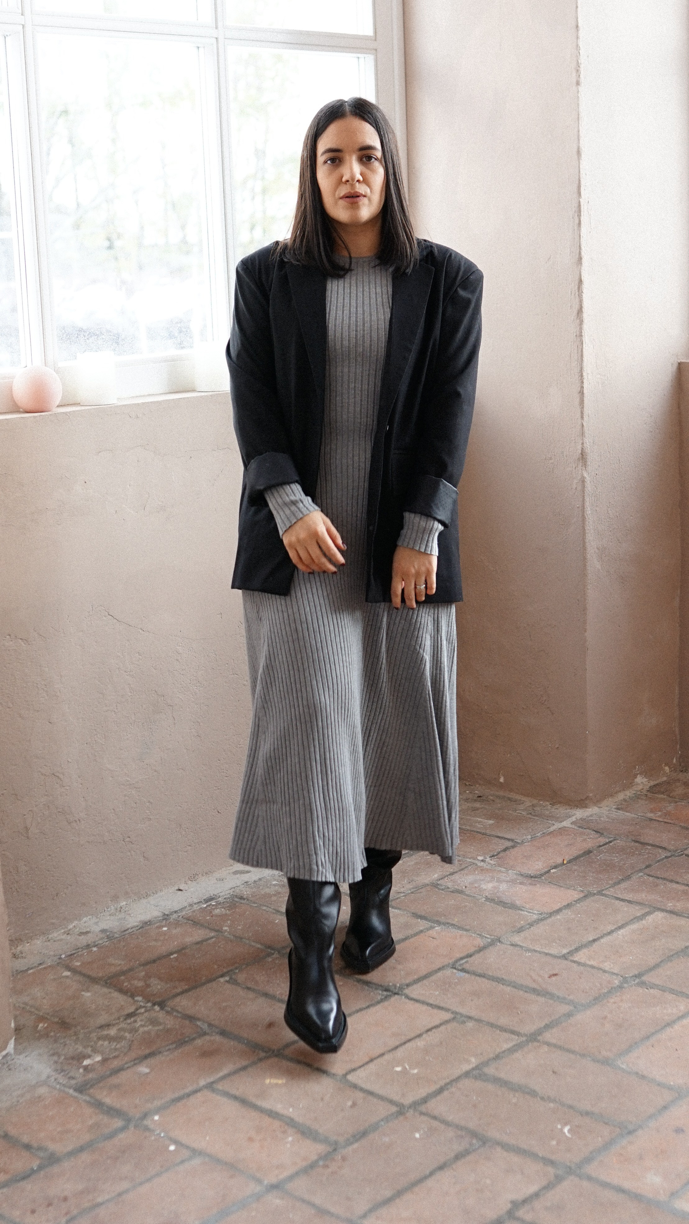 Fotografie de Portret Brașov | Artist Mădălina Beda. Madalina Beda- Artist vizual, fotograf, doula la nastere, consultant babywearing Brasov si in toata tara