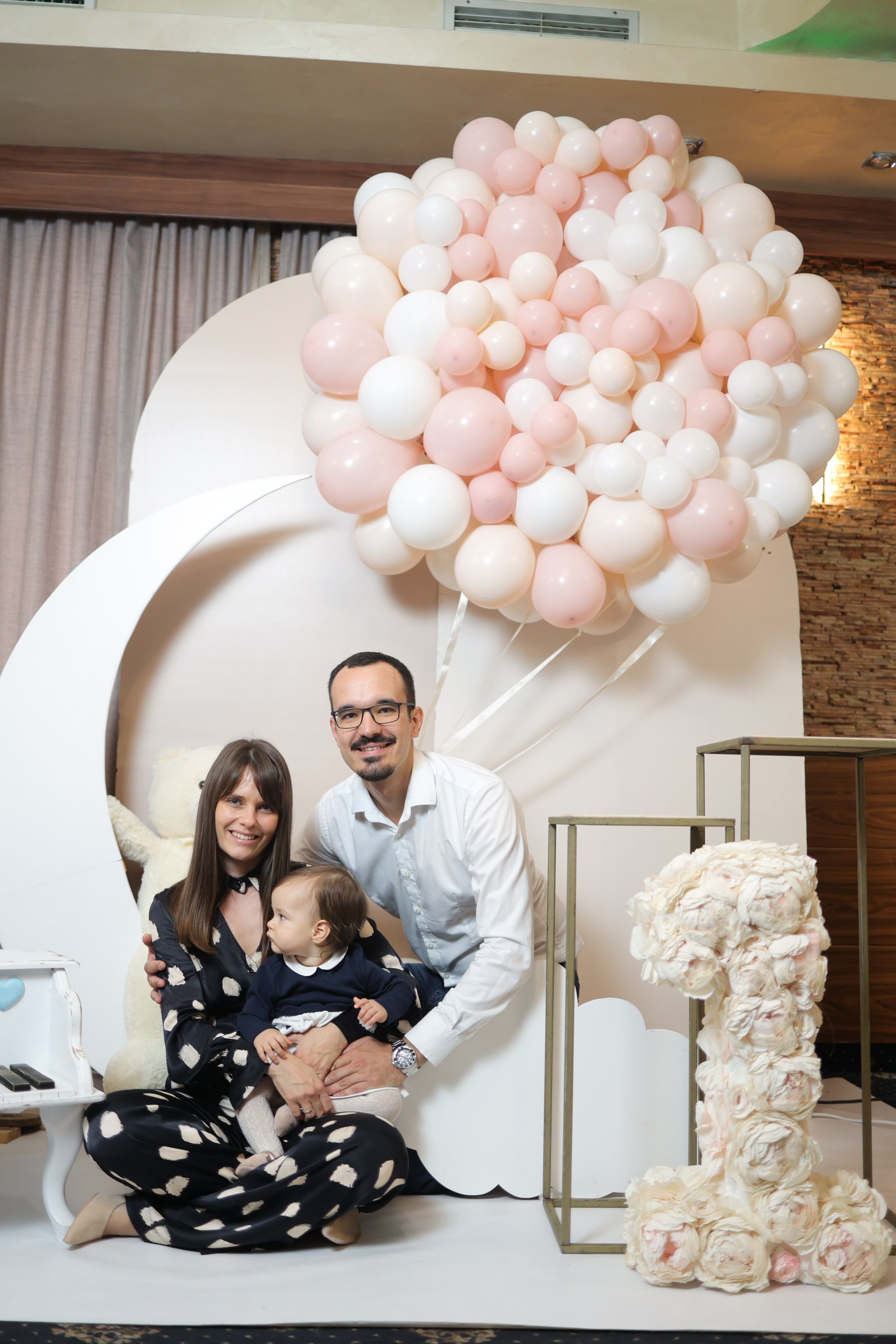 Emili. Vlada toskic wedding and event photographer