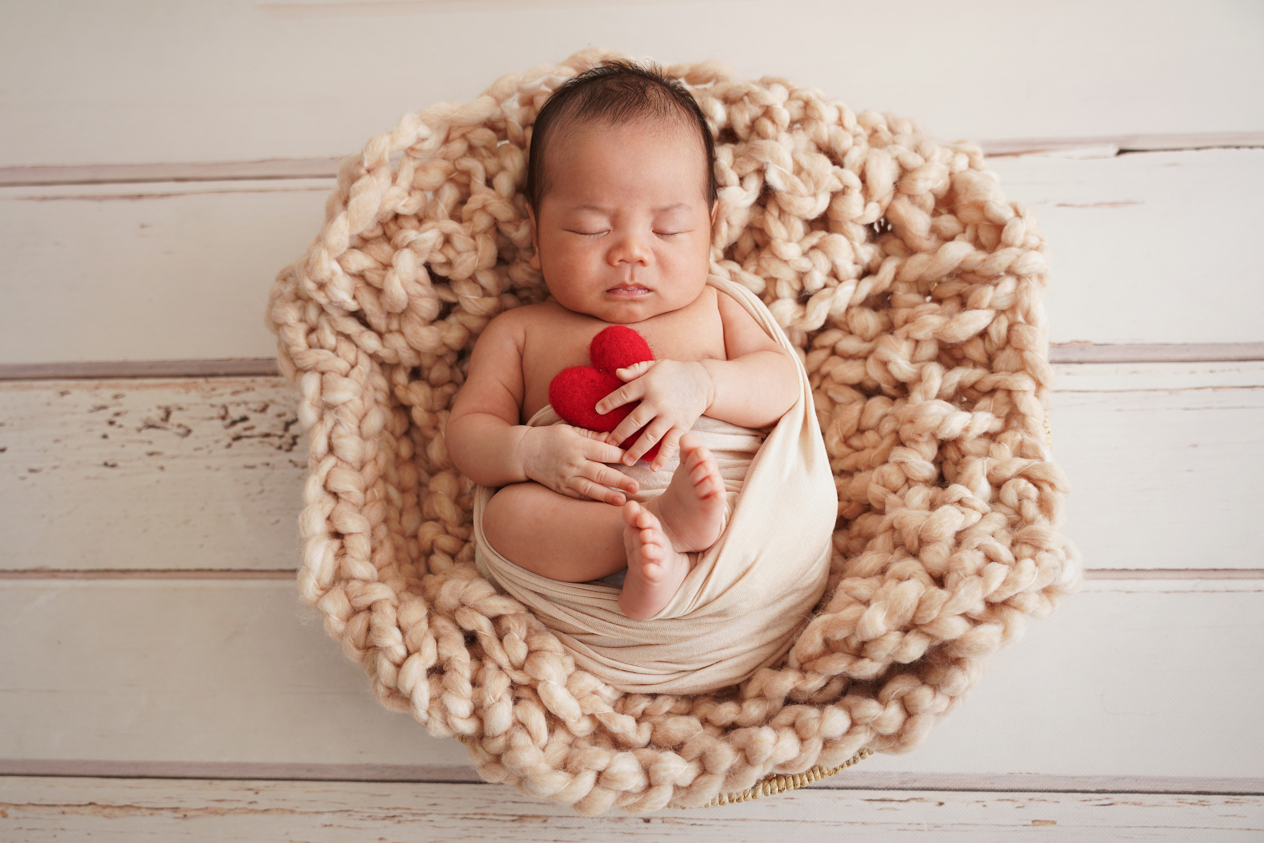 Babyshooting im Fotostudio in Augsburg. Neugeborenenfotografin und Retoucher in Augsburg Nastassia Schneider
