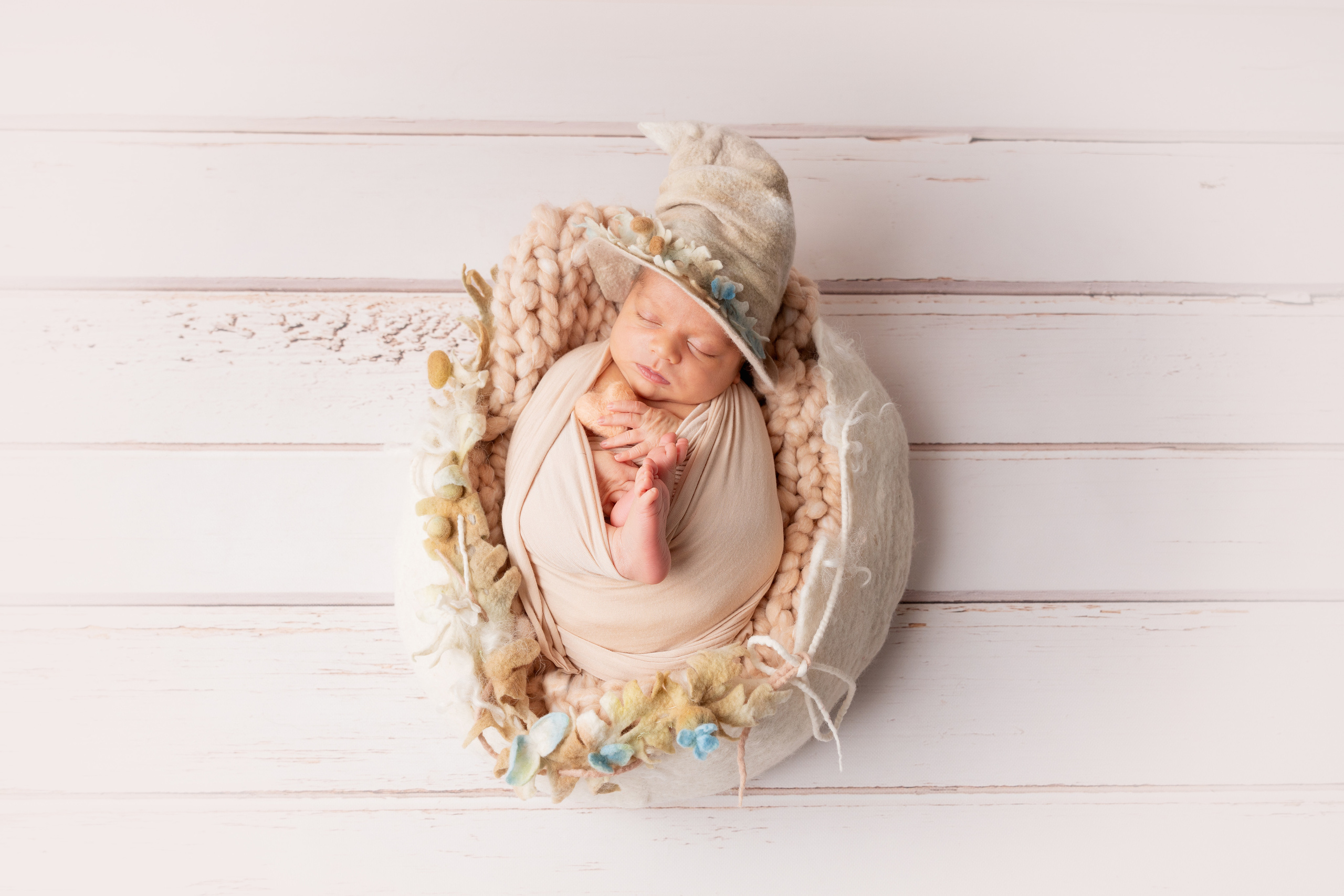 Babyshooting in Augsburg im Fotostudio. Neugeborenenfotografin und Retoucher in Augsburg Nastassia Schneider