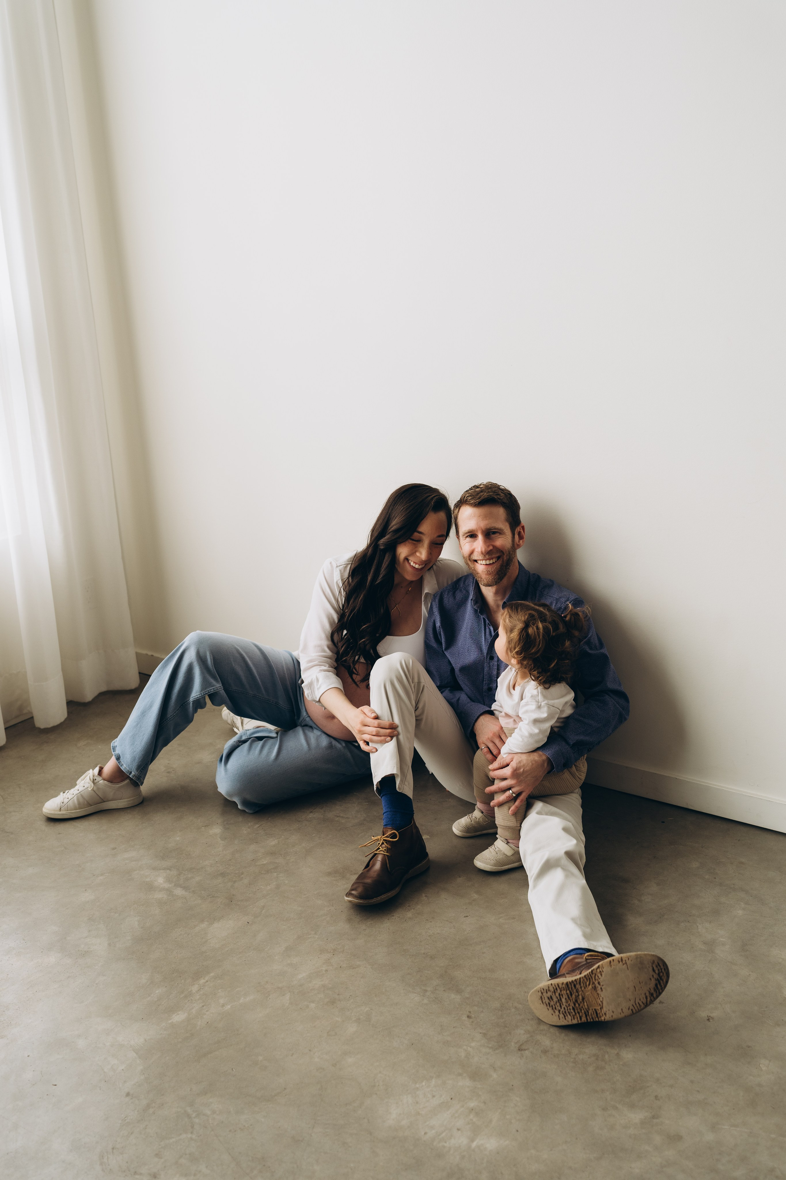 Morgan. Calgary Wedding & Lifestyle Photographer — Yevhen Polishchuk
