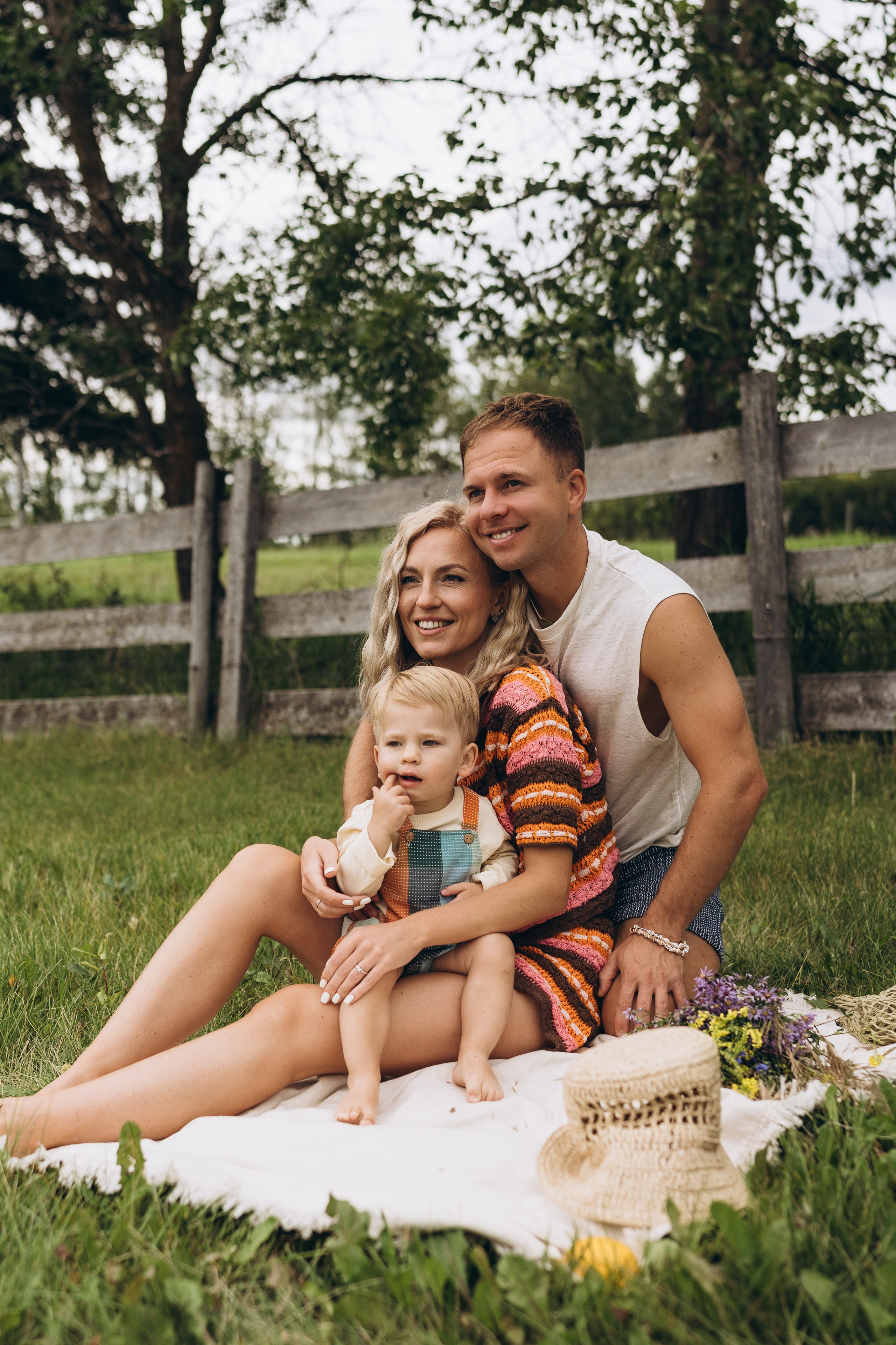 Roksolana & fam. Calgary Wedding & Lifestyle Photographer — Yevhen Polishchuk