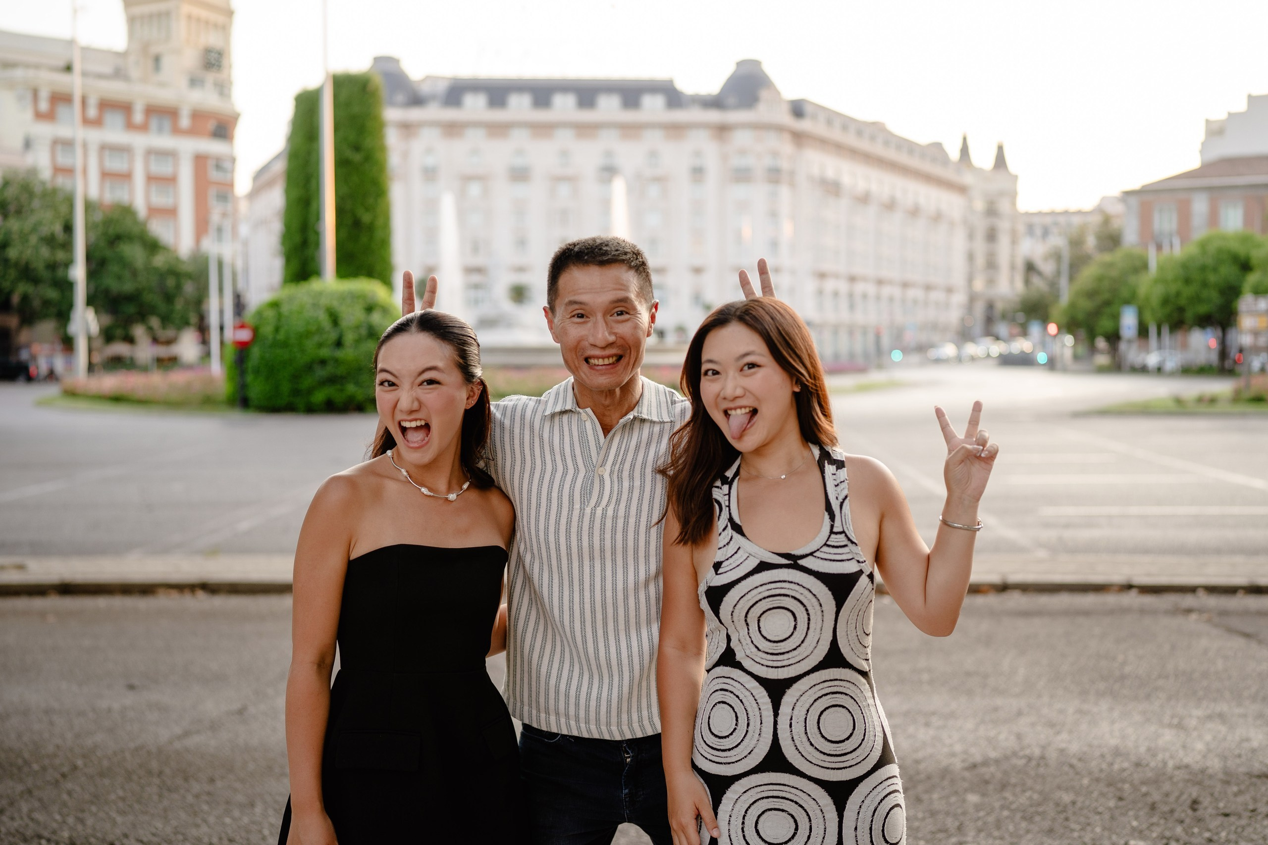 Francine's family. Madrid Photographer for Proposals, Engagements & Families | Anya Petrova