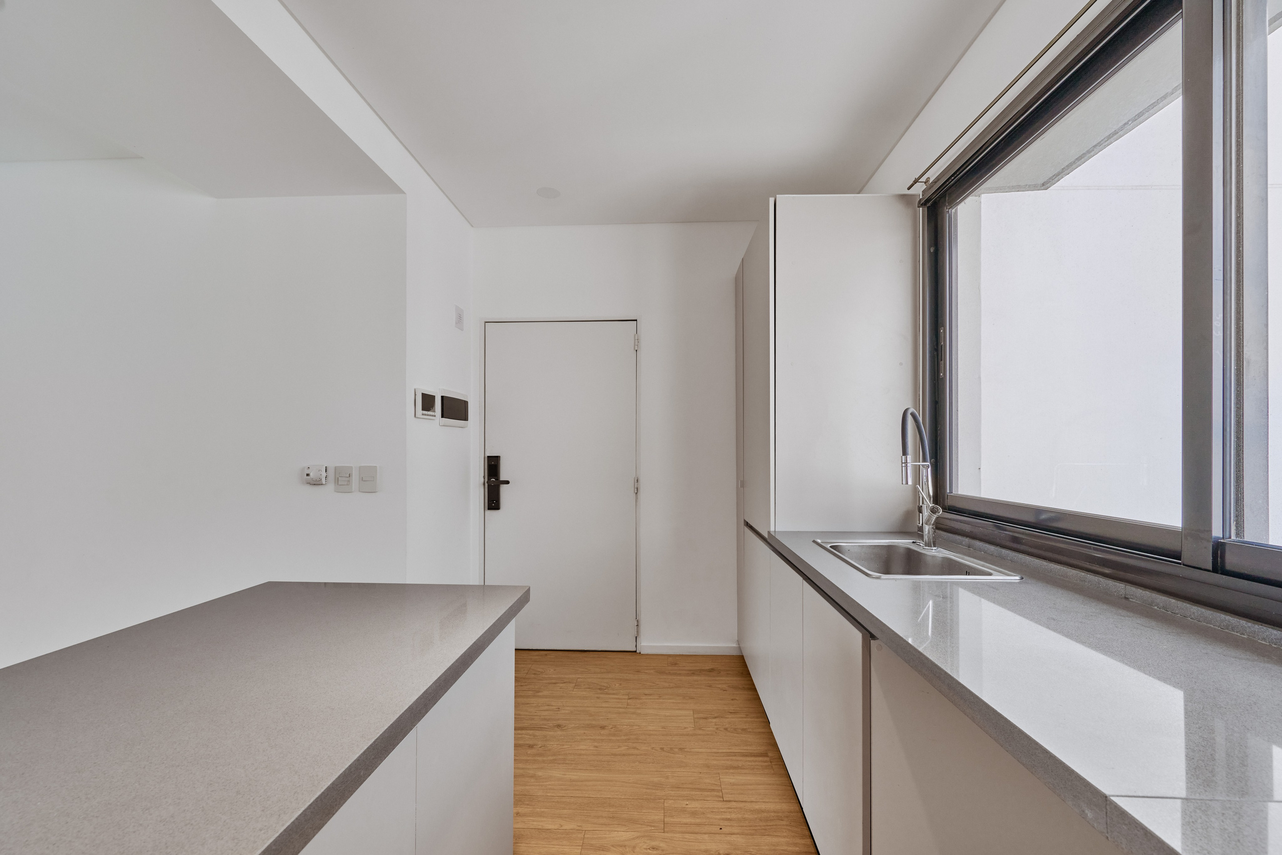 23 03 06. Fashion, portrait, interior photography. Valencia, Spain. Dmitry Ivanov. Retrato, fotos de interiores