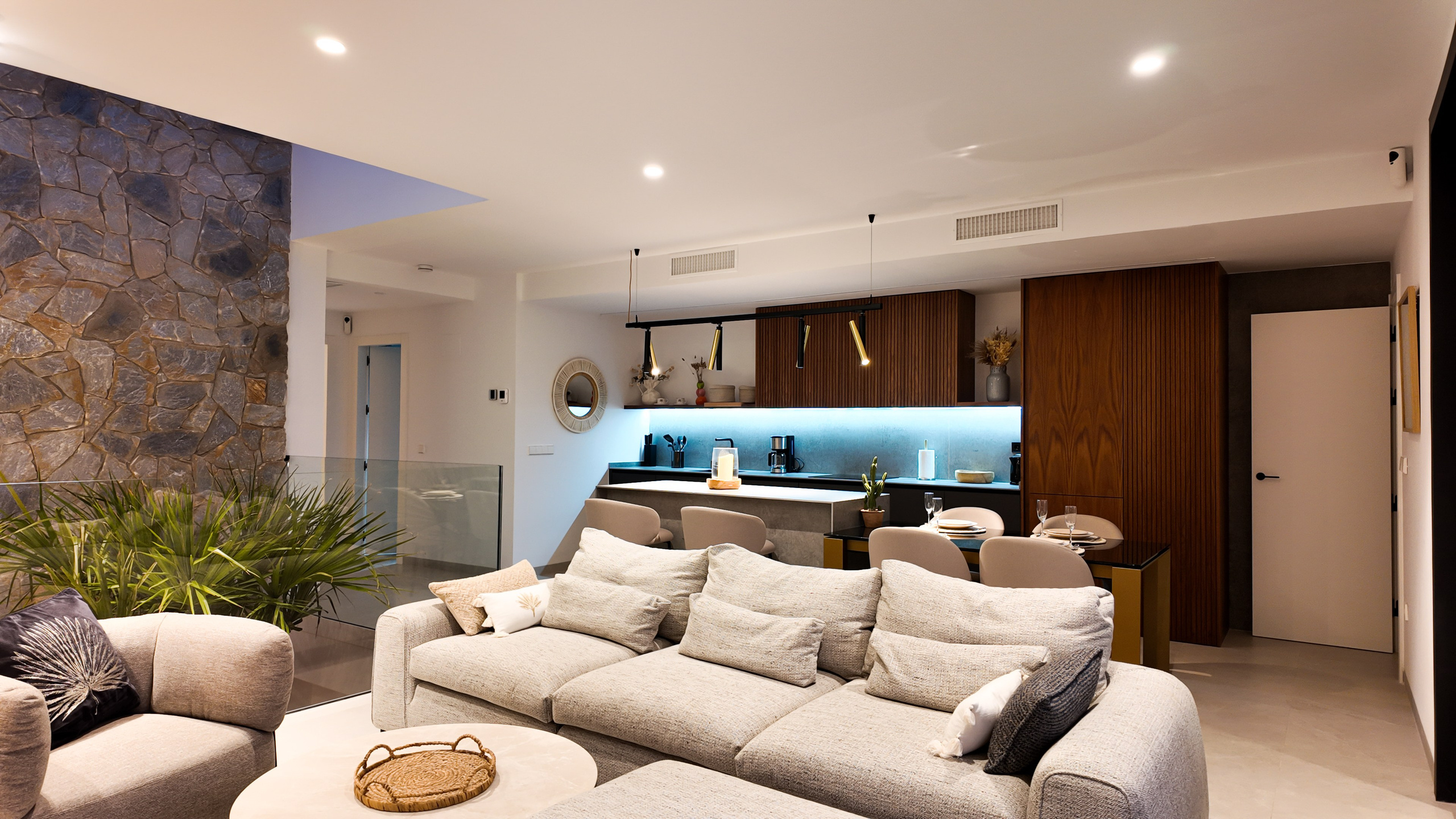 Villa PALMERA I’M GROUP. Baby Beast