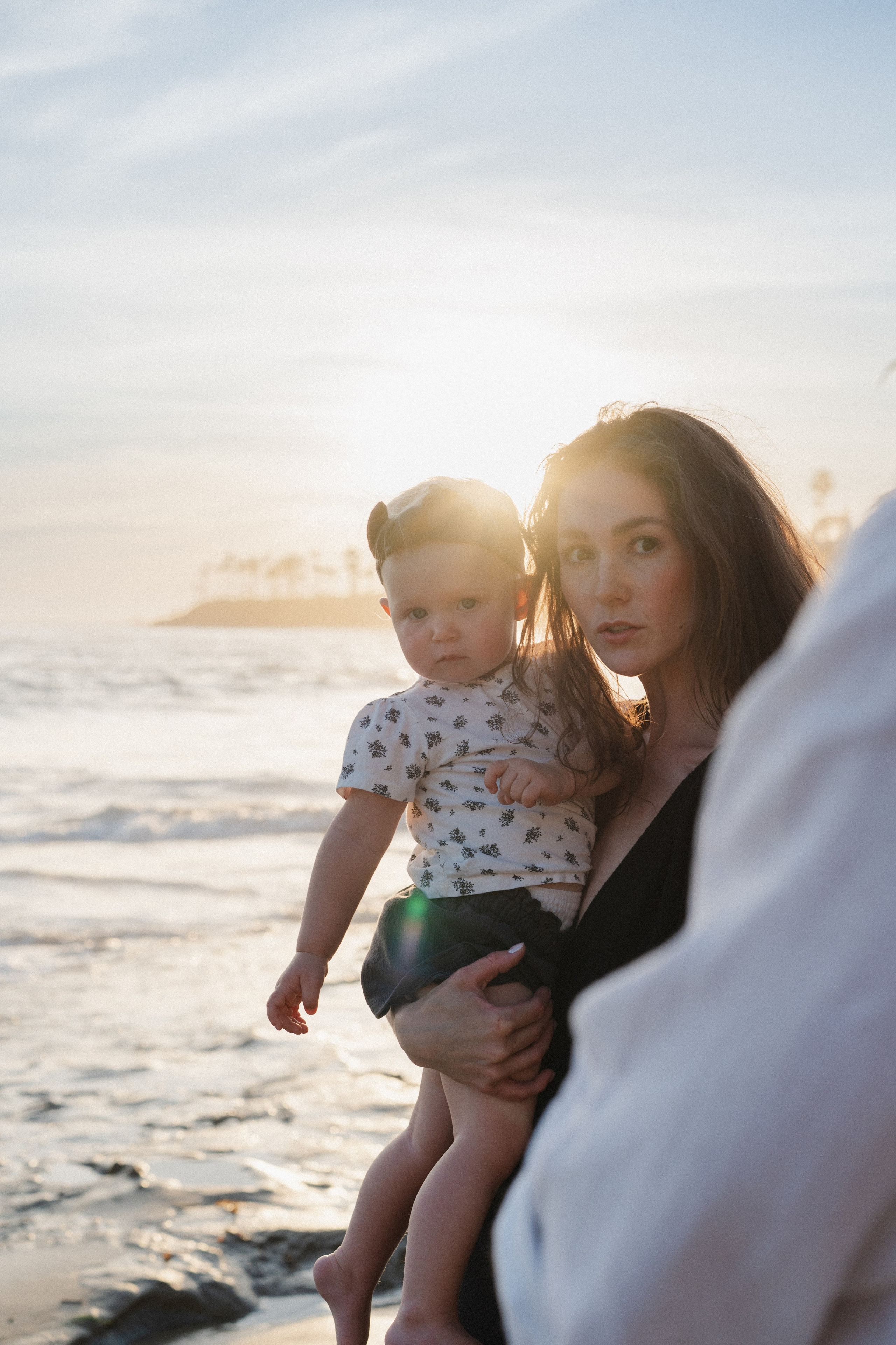 Little baby girl Keira. Family beach shoot. Portrait, family, maternity & wedding photography & videography in SoCal Kseni Vibe