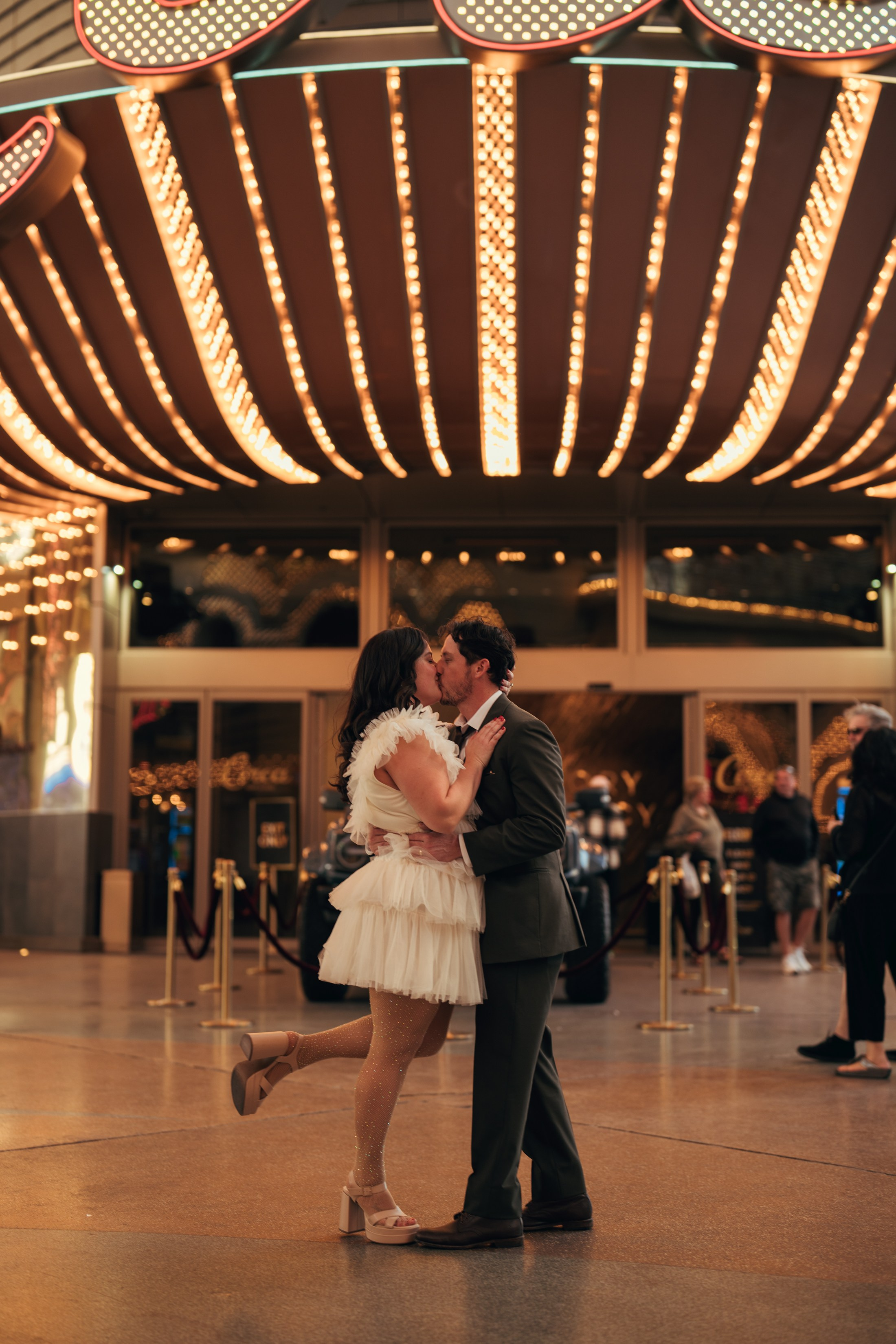 Grace&Jesse. Wedding & elopement photographer Viktoriya Kravtsov. Las Vegas