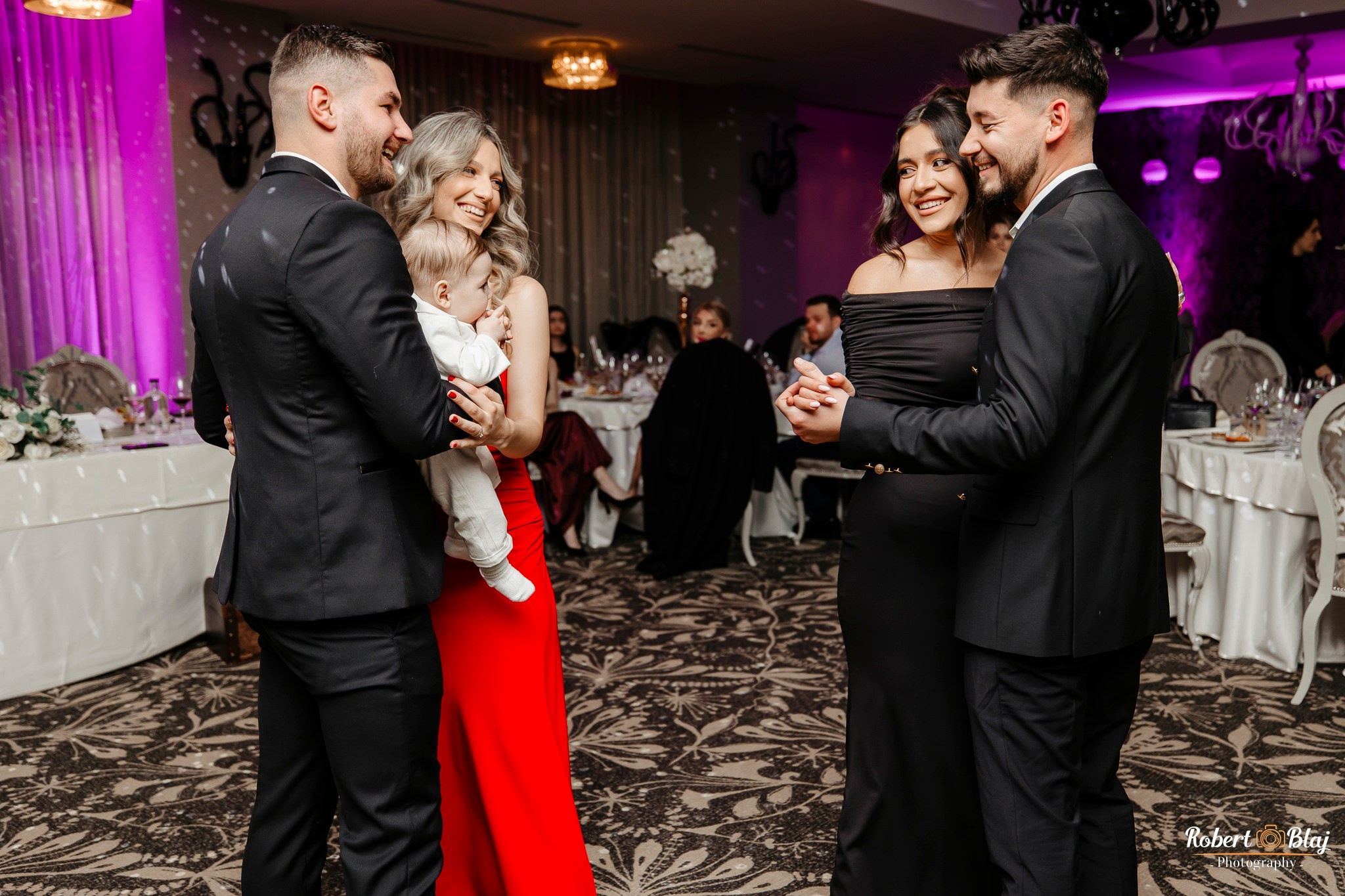 Aron. Robert Blaj - Fotograf Nuntă Iași