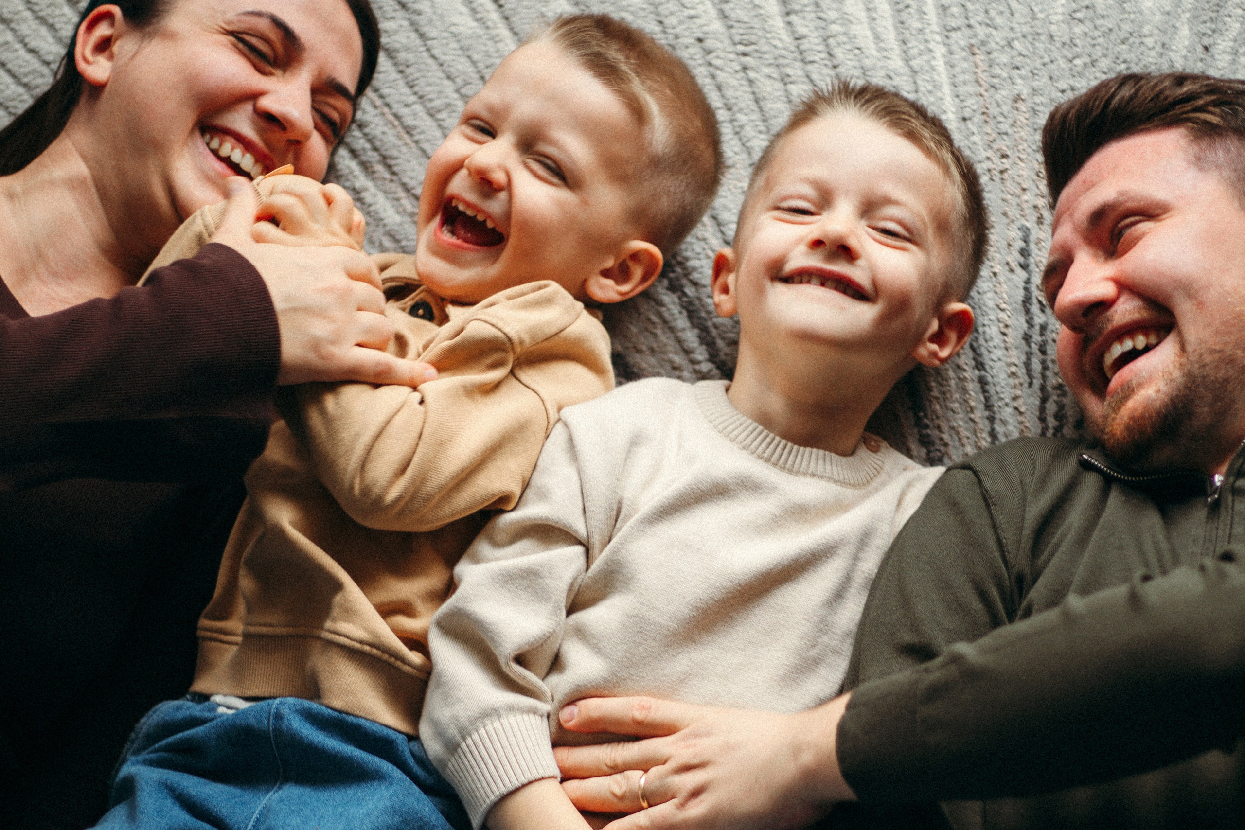 Fotograf de familie în Oradea Katsiaryna Ciortan