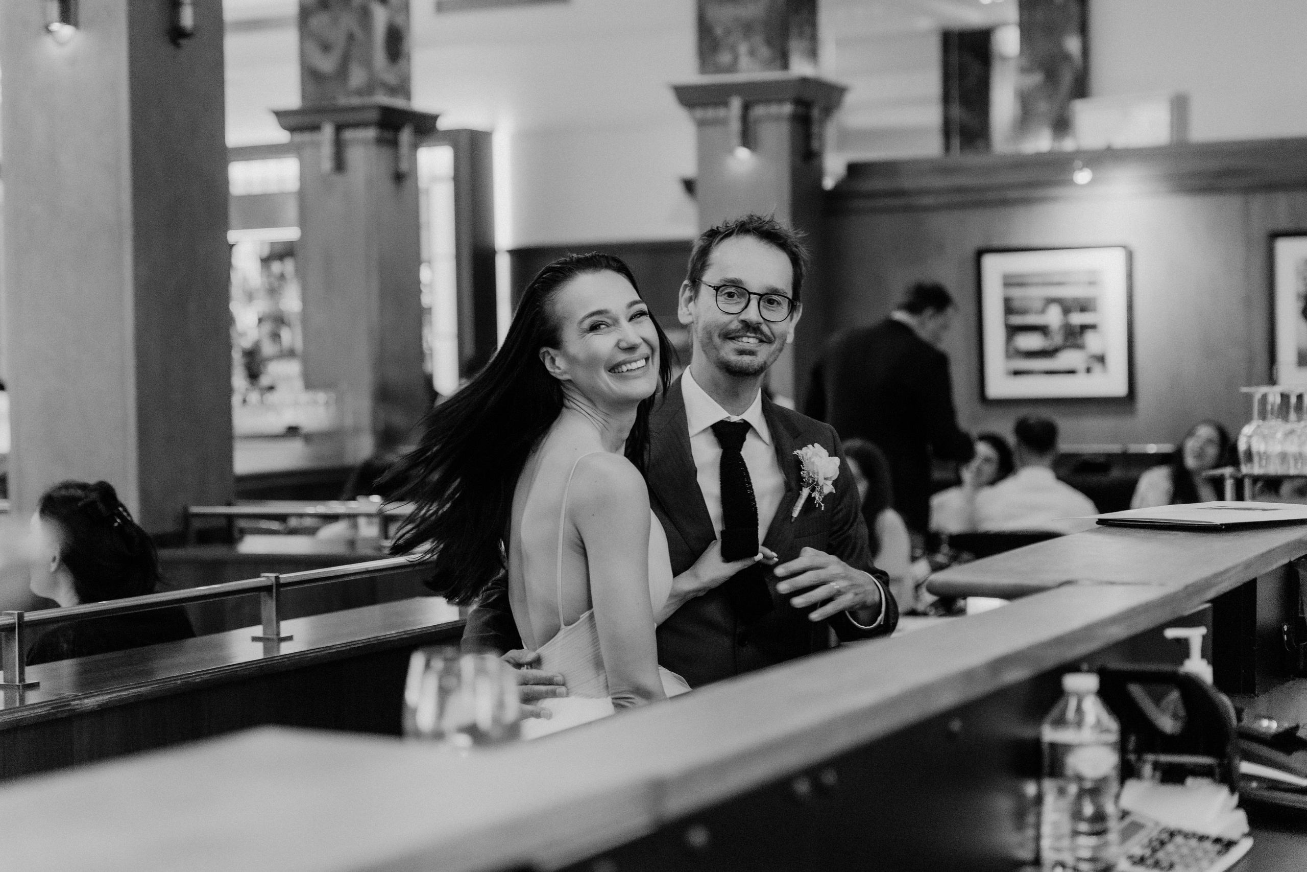 Suzi & Alex | Paris Wedding with a Vintage Car. Paris Wedding Photographer