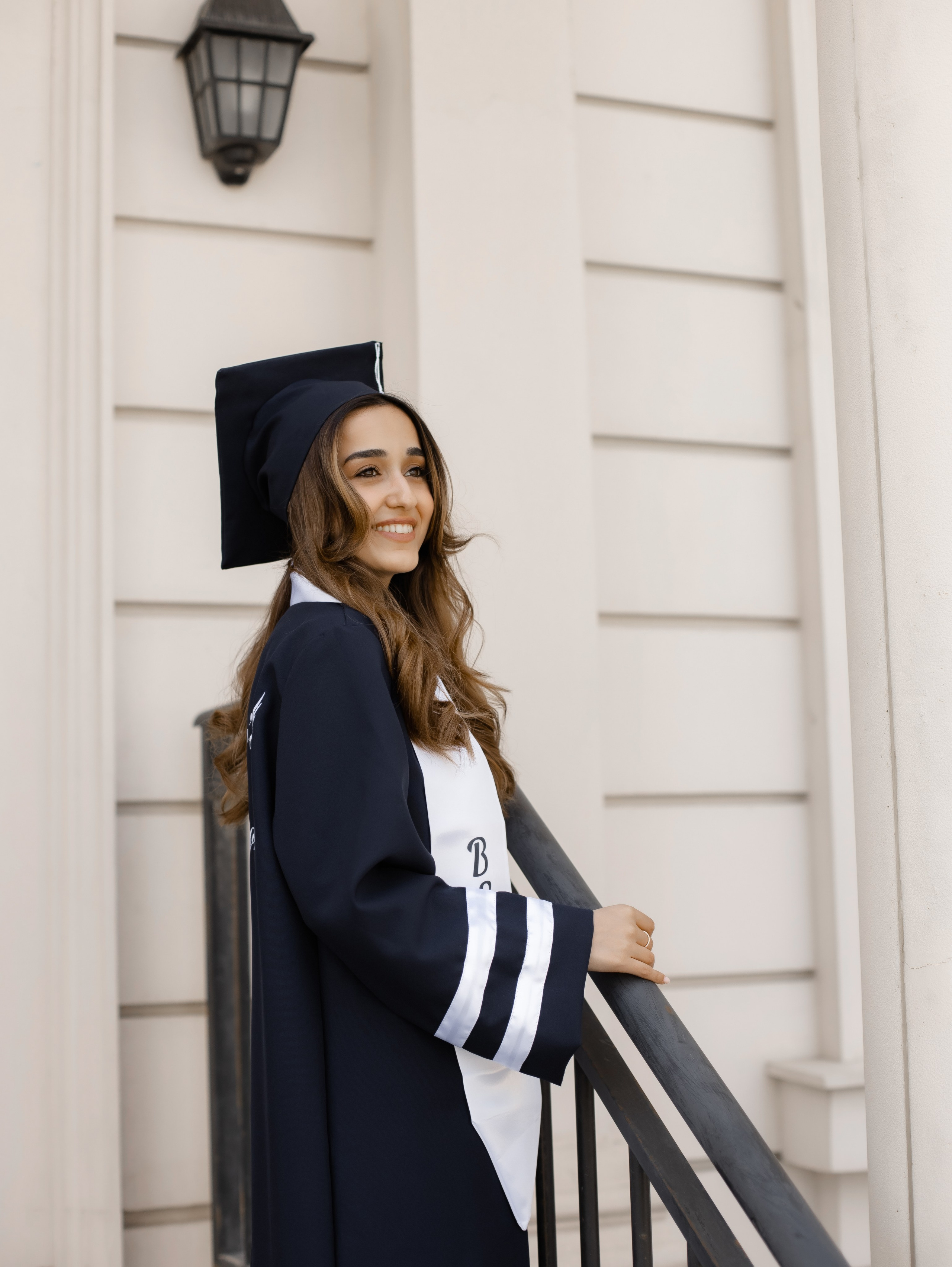 Premium mezun xalati, qara mezun geyimi, ag mezun libasi, qirmizi sarfli mezun paltari, mezun aksesuarlar, mezun papaqlari, mezun lentleri, mezun hediyyeleri, mezun fotosessiya geyimleri, mezun cekilisi ucun geyimler, mezun tedbirleri ucun aksesuarlar, mezun geyimlerinin icare ve satisi, premium mezun libaslari, mezun geyimleri online sifaris, mezun geyimleri Bakida, mezun geyimleri qiymetleri, mezun geyimleri modelleri, Mezun cekilisi, mezun fotosessiyasi, mezun cekilisi ucun geyimler, mezun mantiyasi cekilisi, mezun fotosessiya ideyalari, mezun gunu fotosessiya, mezun xatireleri, mezun papaqlari ile fotosessiya, mezun lentleri ile cekilis, ferdi mezun fotosessiyasi, qrup mezun cekilisi, mezun fotosessiya mekani, mezun ucun ideal cekilis fonlari, mezun fotosessiya aksesuarlari, mezun albomu sekilleri, mezun cekilisi poza ideyalari, universitet mezun fotosessiyasi, kollektiv mezun fotosessiyasi, mezun xalatlari ile cekilis, mezun mantiyasi fotosessiyasi, mezun geyimleri ile professional cekilis, mezun tebrik fotosessiyasi, en yeni mezun cekilis trendləri, mezun fotosessiya xidmetleri, premium mezun cekilisi, mezun cekilisi ucun dekorlar, mezun fotosessiyasi aksesuarlar, mezun gunu en gozel fotolar, mezun cekilisi fotostudiya, bakida mezun fotosessiyasi, xaricde mezun cekilisi, mezun gunune ozel cekilis,Məzun mantiyaları, eksklüziv məzun geyimləri, ağ və qara məzun libasları, məzun üçün xüsusi şarf modelləri, məzun papağı və aksesuarları, fərdi dizayn məzun geyimləri, məzun tədbiri üçün ən yaxşı seçimlər, məzun fotosessiyası üçün ideal libaslar, məzun mərasimi geyimləri, keyfiyyətli məzun mantiyası, rahat və şık məzun geyimləri, məzun üçün lent və tac modelləri, məzun simvolik medalları, icarəyə verilən məzun libasları, məzun geyimlərinin sərfəli qiymətləri, onlayn məzun geyimi sifarişi, məzun paltarı mağazası, dəbli məzun geyimləri, premium məzun mantiyalarının satışı, universitet məzunları üçün mantiyalar, kollektiv məzun geyimləri, məktəb məzunları üçün geyimlər, diplom mərasimi üçün geyimlər, fərqli rəngdə məzun libasları, ən yeni məzun geyimləri, rahat və premium məzun geyimi seçimləri, Bakıda məzun geyimi mağazası, məzun üçün ən yaxşı libaslar