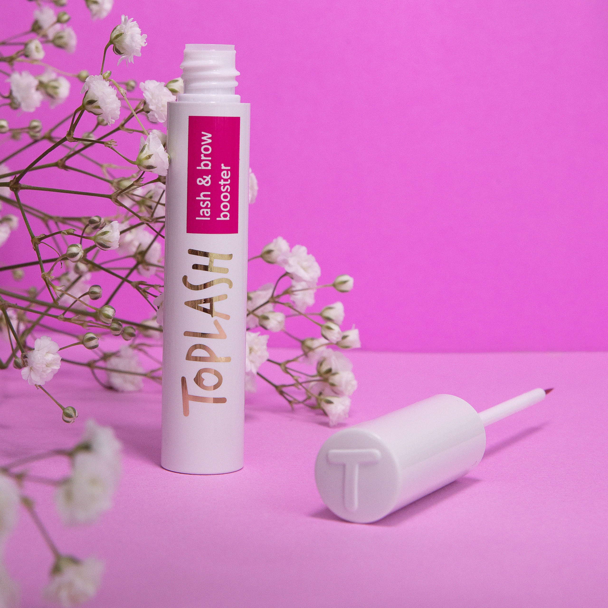 Lash booster. UGC creator