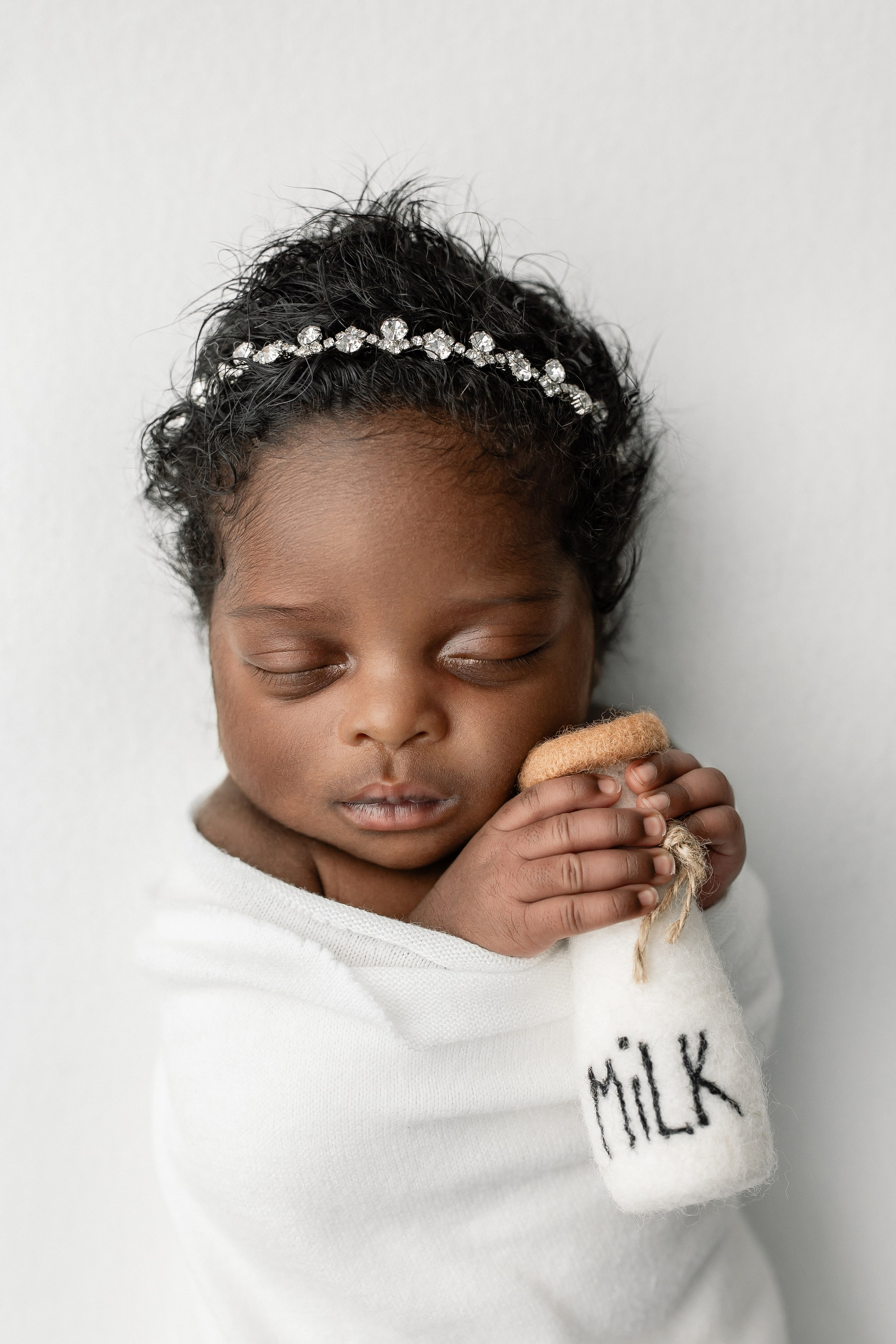 5–20 Days Newborn Photography in Toronto. Iana Banana | Toronto Maternity, Newborn & Family Photographer