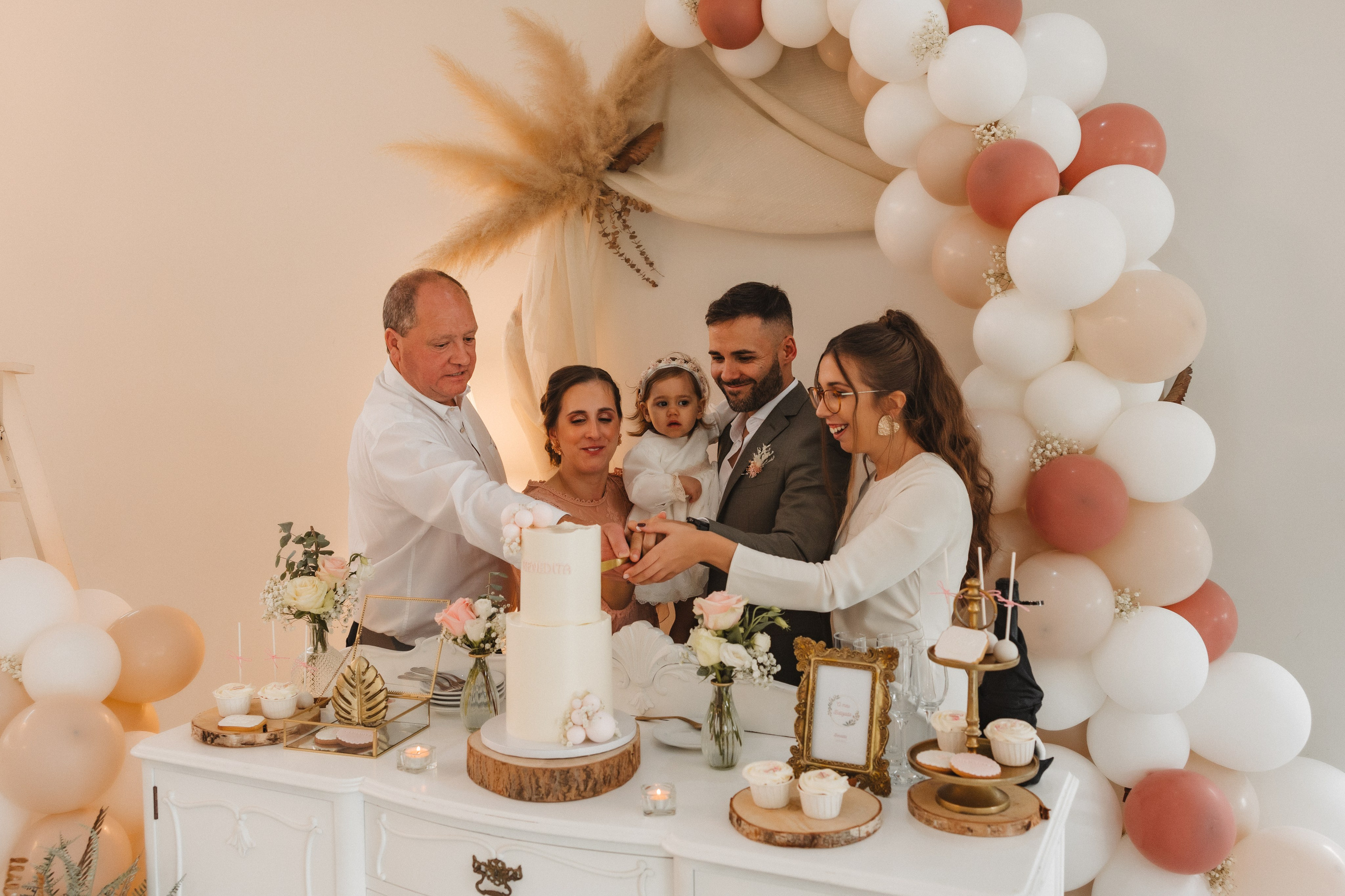 Batizado da Benedita. Photographe de mariage et de famille à Braga — Alexandra Mieres Photography