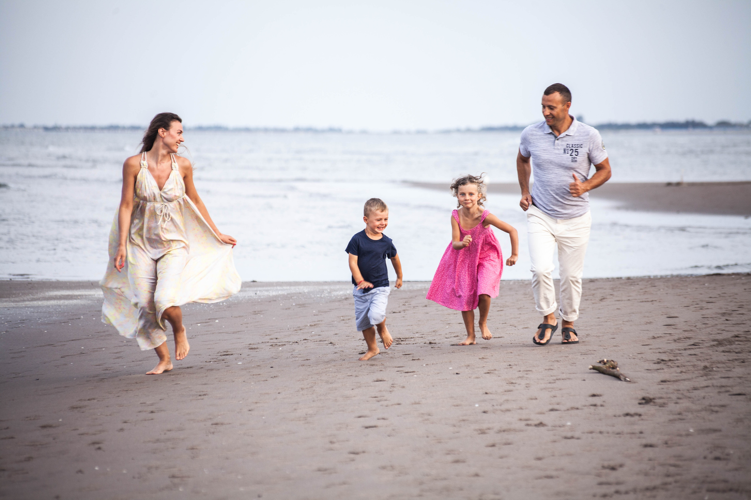 Family of Julia and Eugen. Nina Janeckova Photographer and Videographer in Bodensee Ravensburg