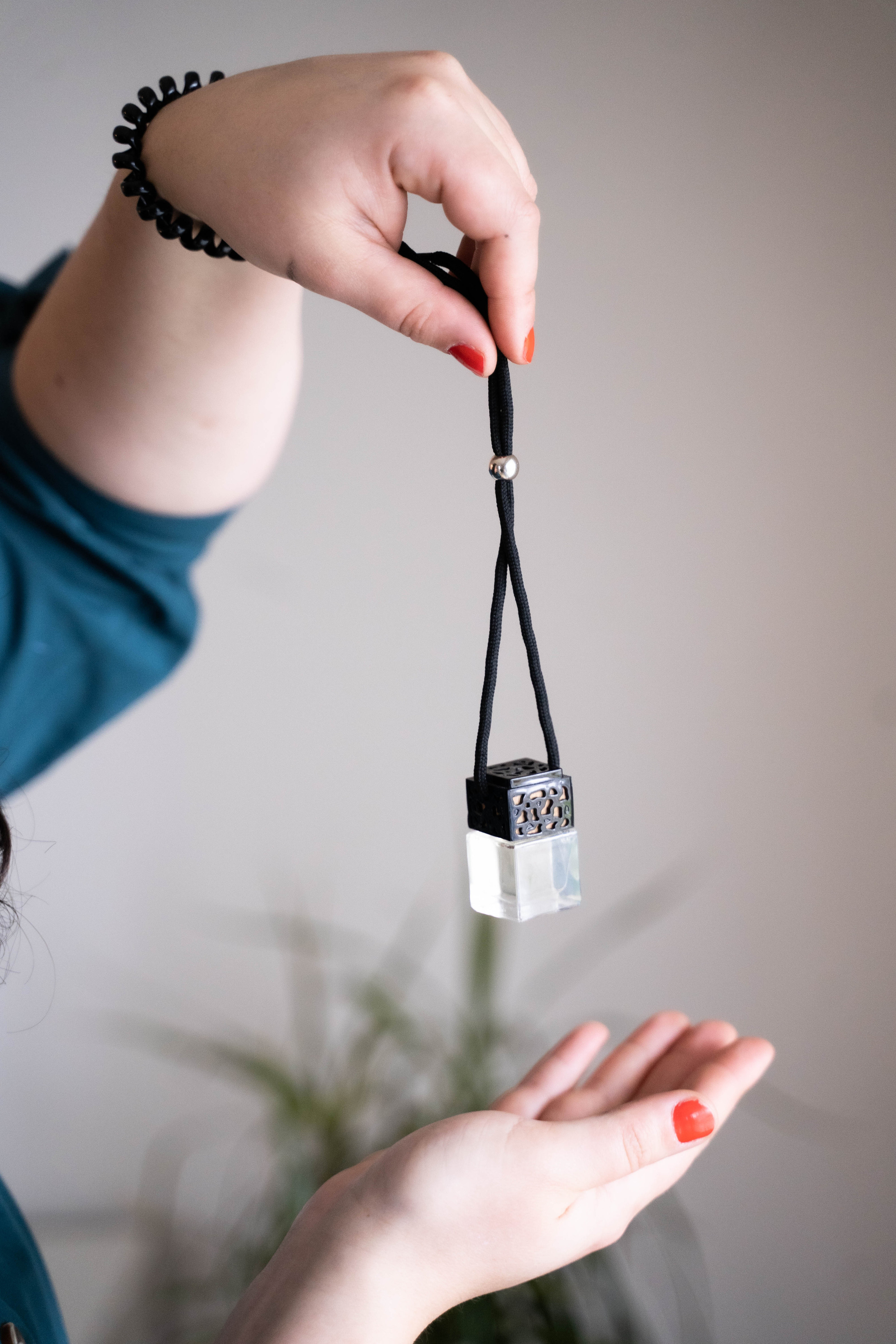 Ana Candles — Creation of Home-made candles. Nina Janeckova Fotografin und Videografin am Bodensee