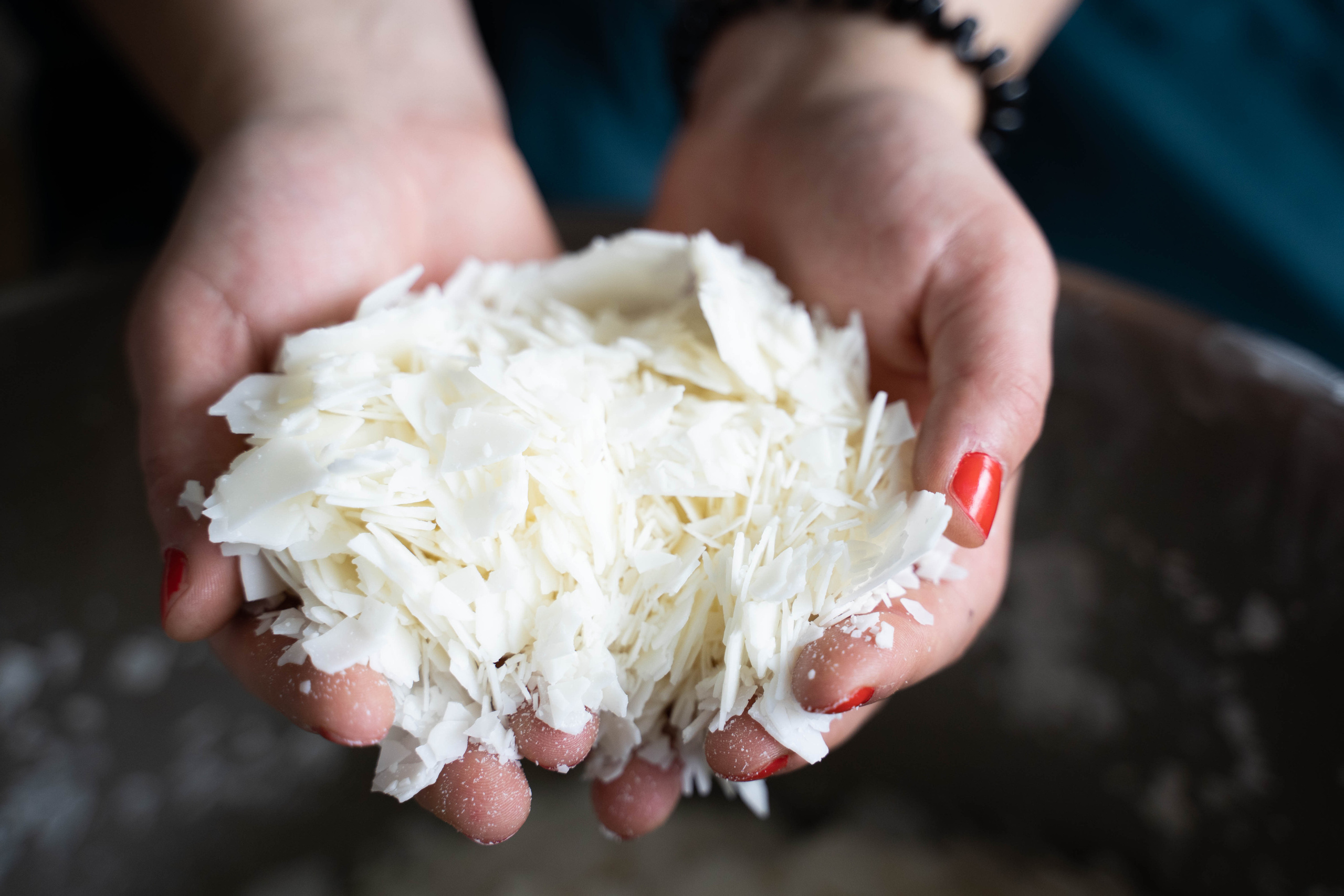 Ana Candles — Creation of Home-made candles. Nina Janeckova Fotografin und Videografin am Bodensee