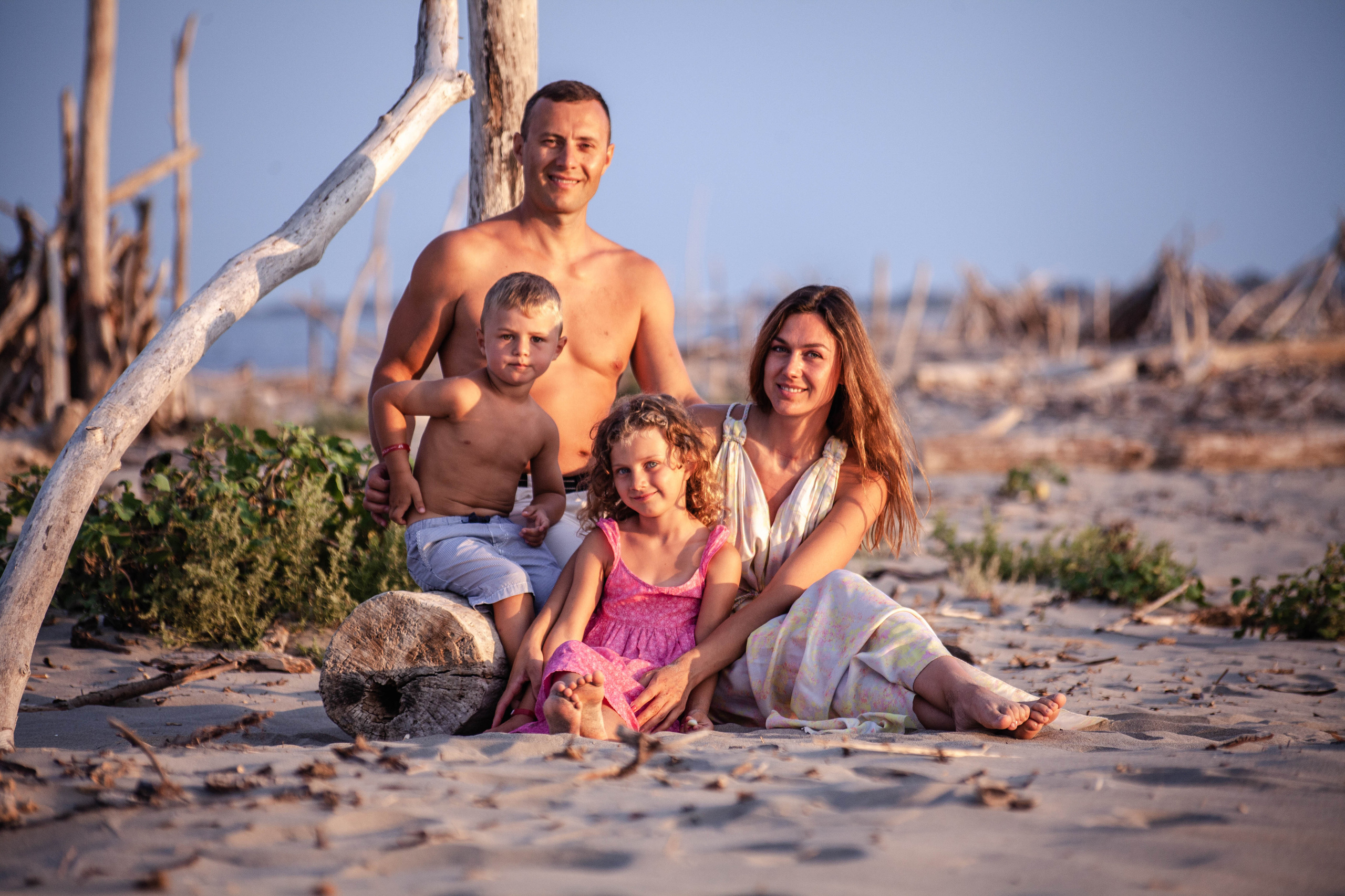 Family of Julia and Eugen. Nina Janeckova Photographer and Videographer in Bodensee Ravensburg