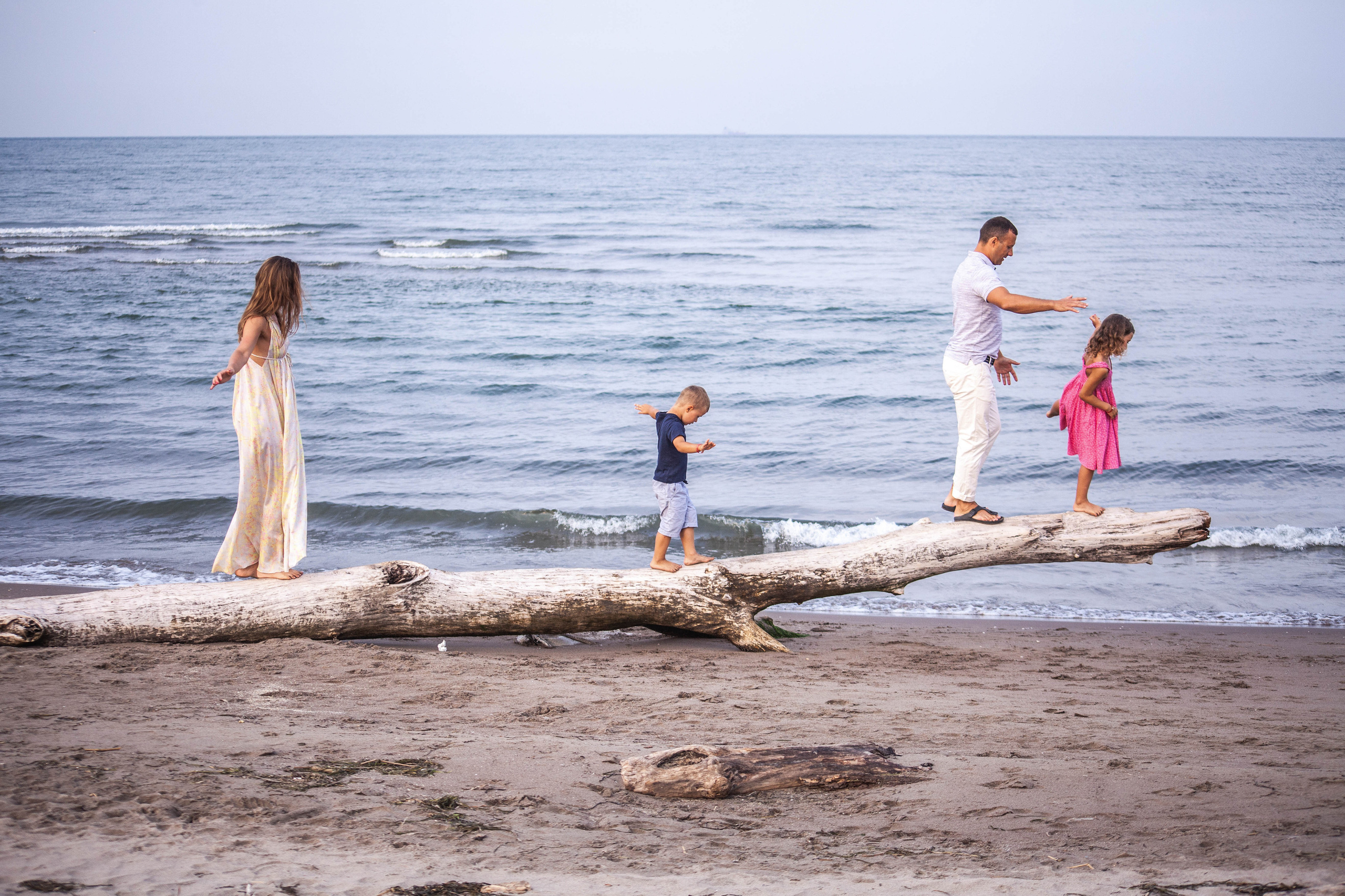 Family of Julia and Eugen. Nina Janeckova Photographer and Videographer in Bodensee Ravensburg